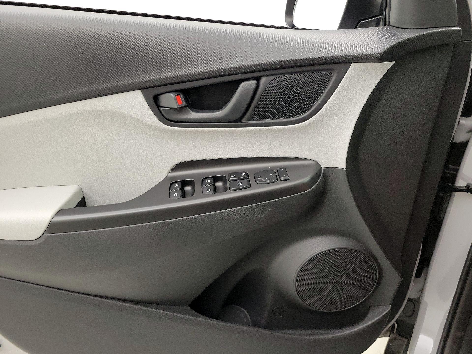 Thumbnail: 2023 Hyundai Kona - 12