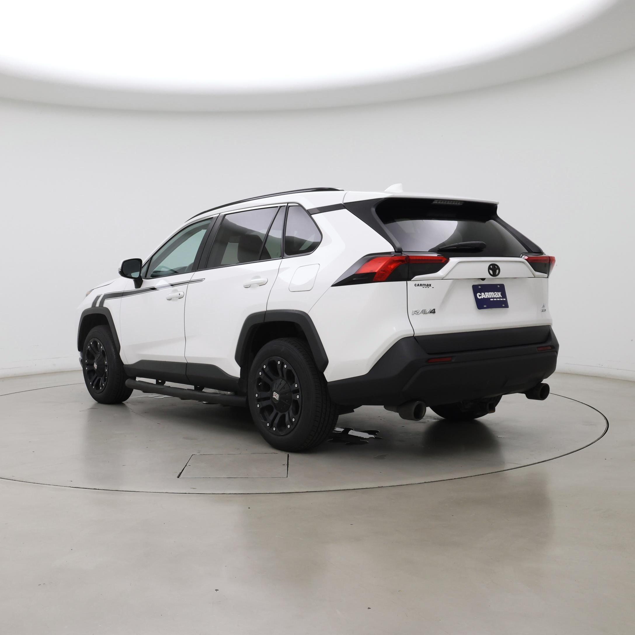 Thumbnail: 2021 Toyota RAV4 - 2