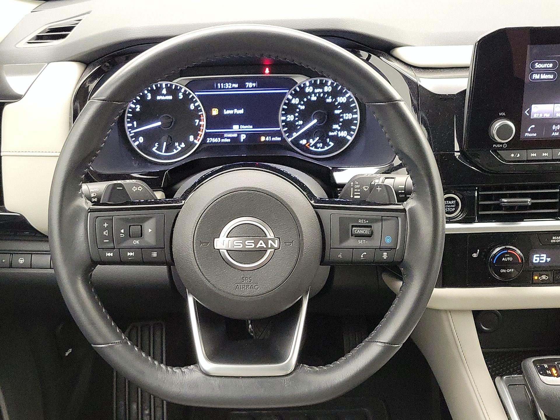 Thumbnail: 2022 Nissan Pathfinder - 10