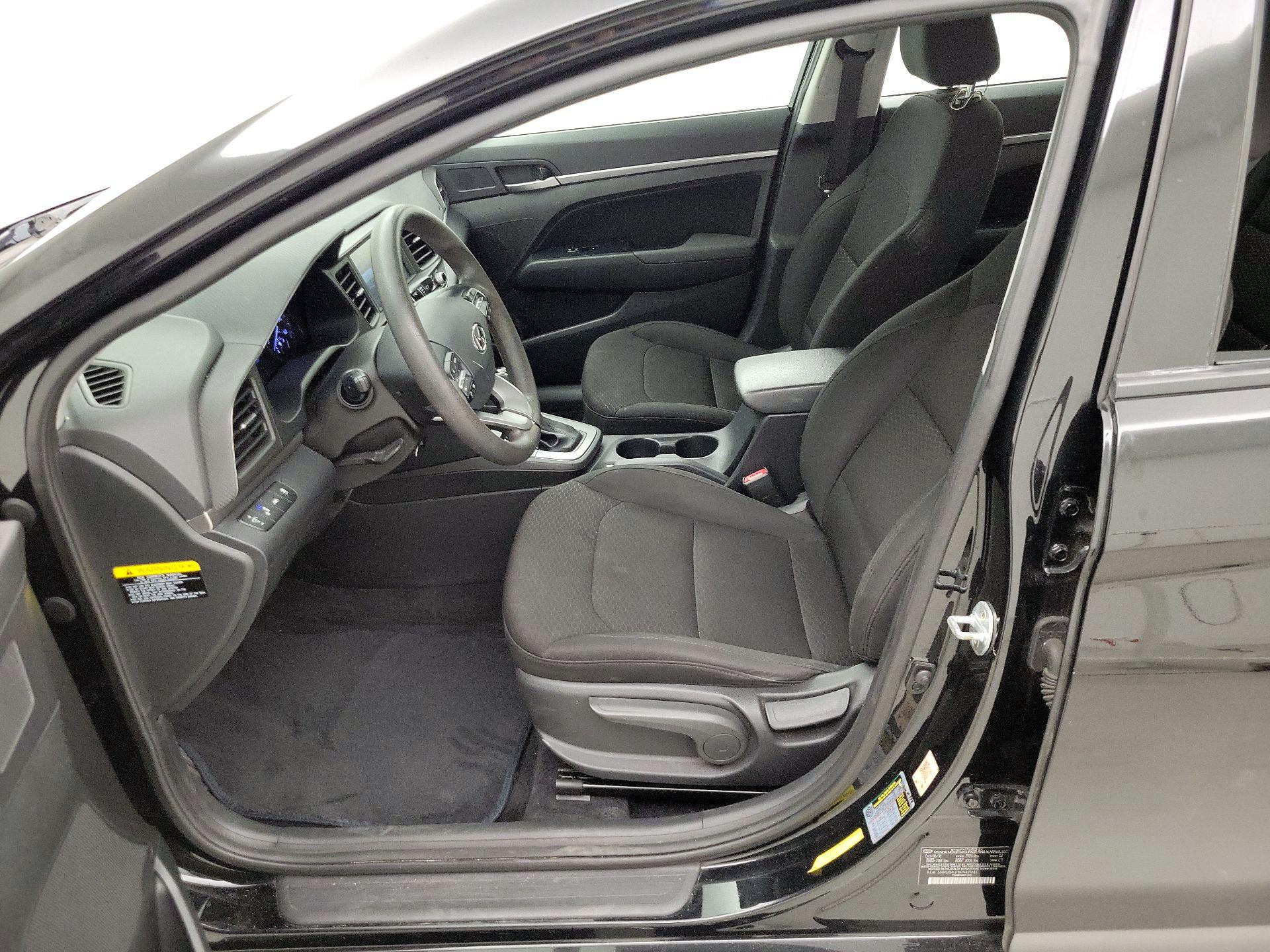 Thumbnail: 2019 Hyundai Elantra - 11