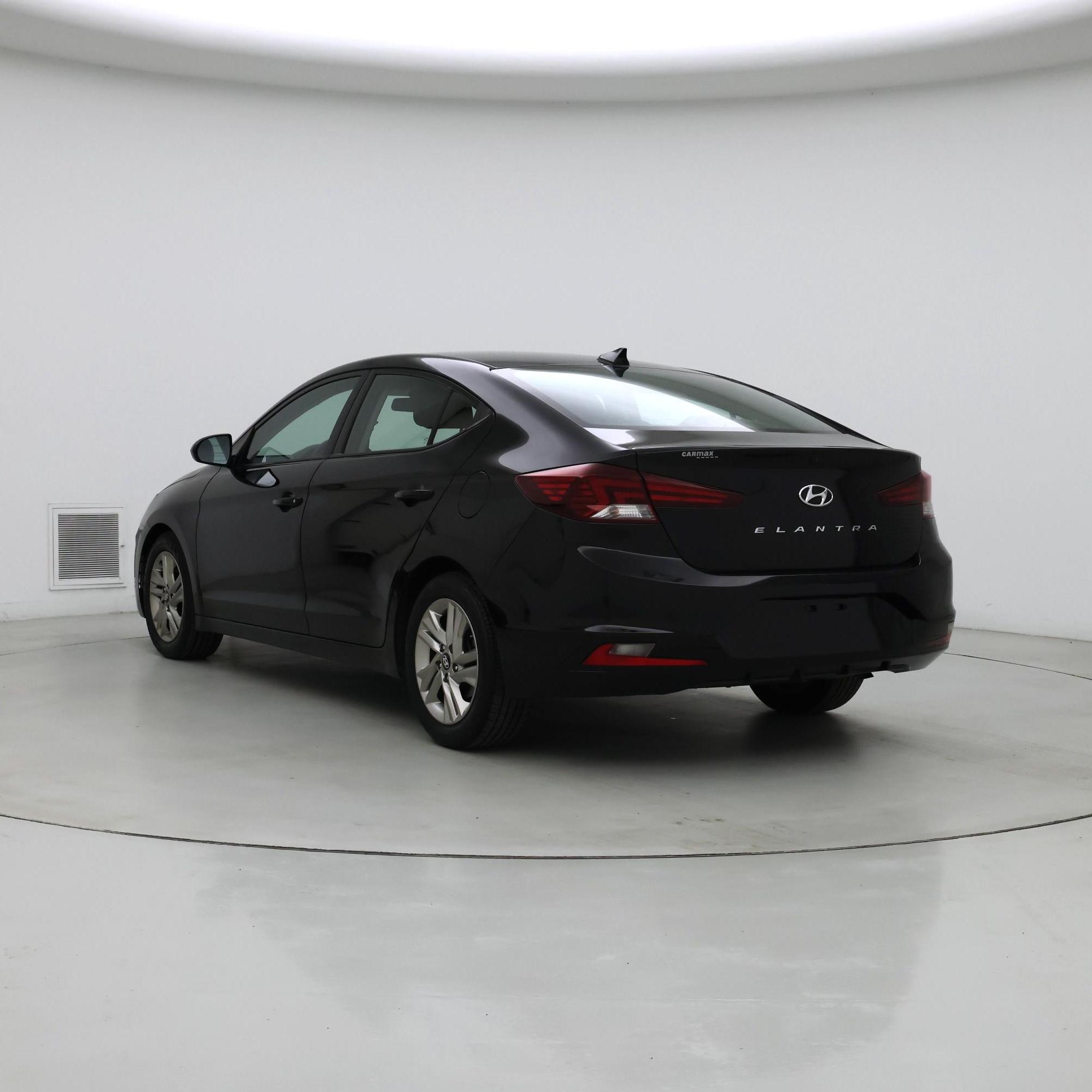 Thumbnail: 2019 Hyundai Elantra - 2