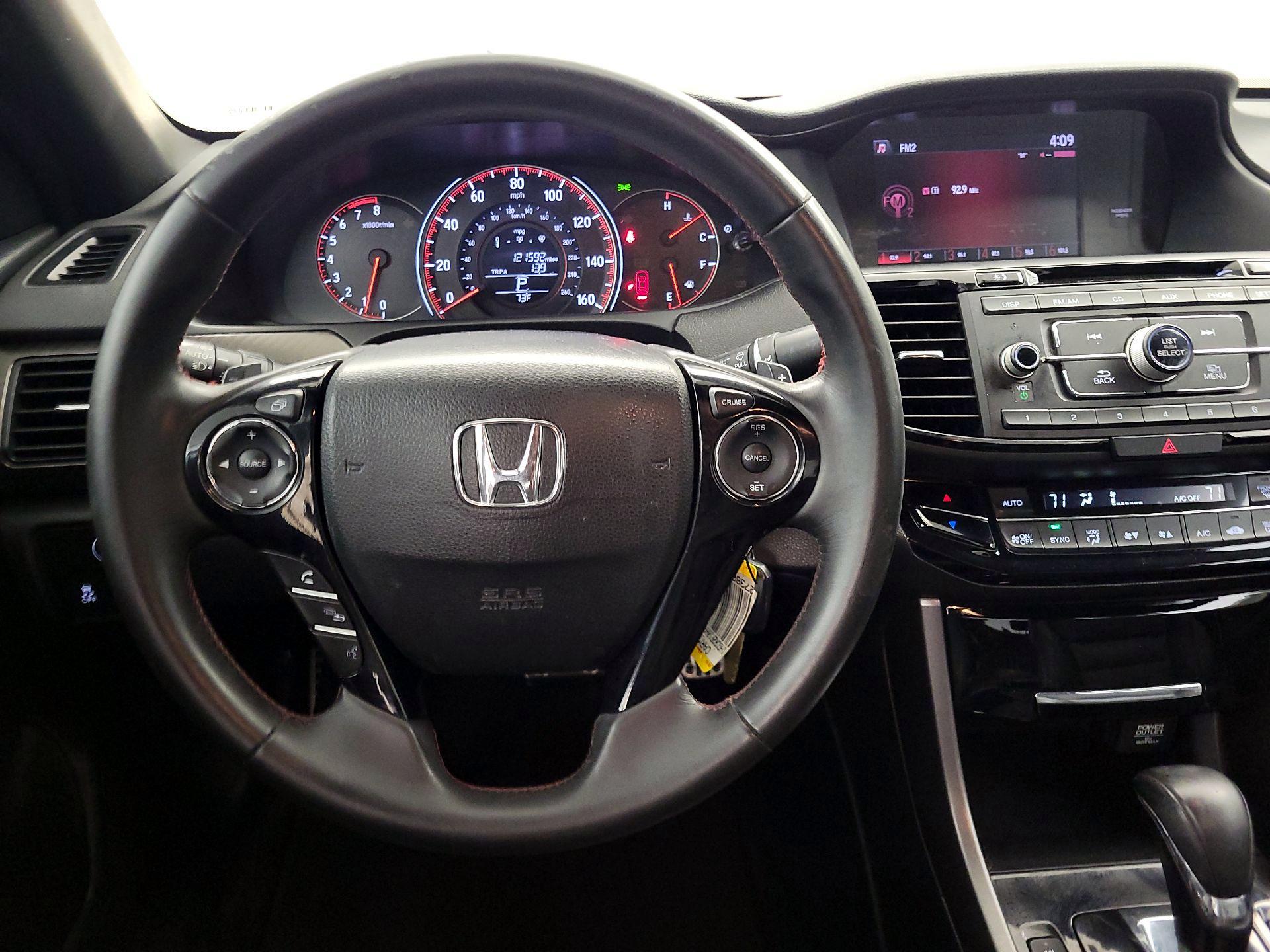 Thumbnail: 2017 Honda Accord - 10