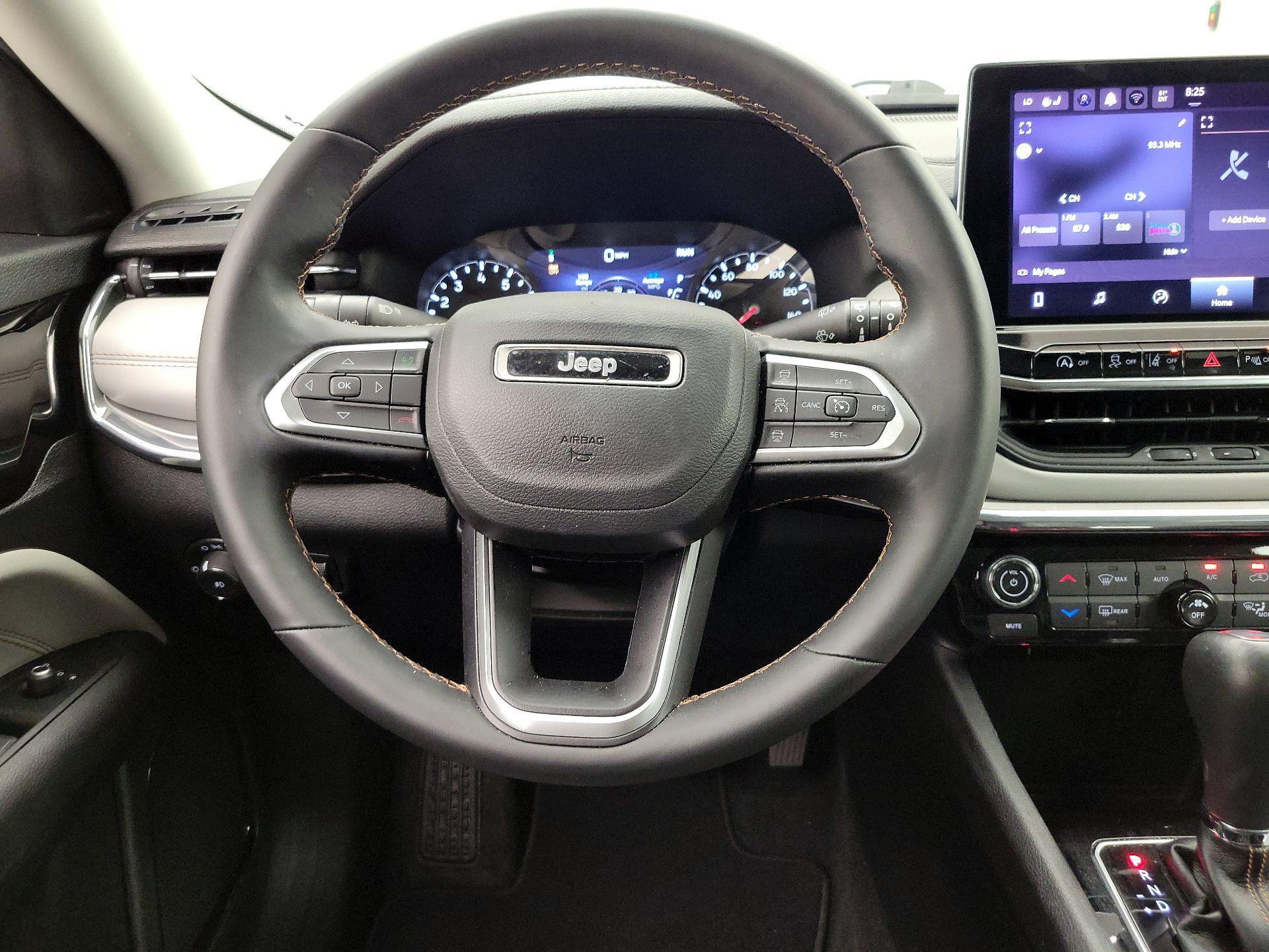 Thumbnail: 2022 Jeep Compass - 10