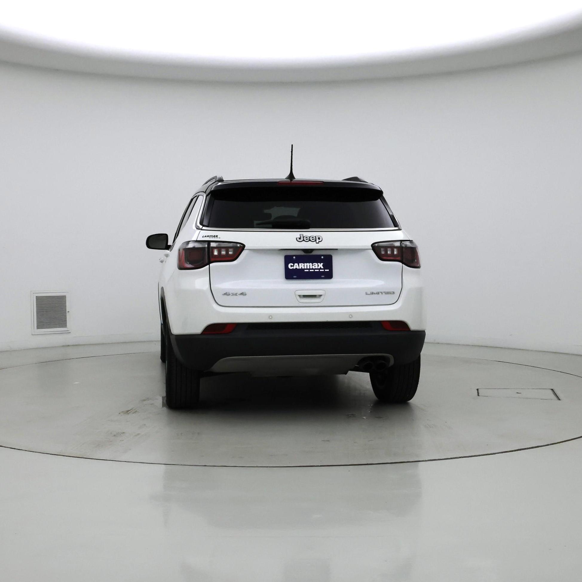 Thumbnail: 2022 Jeep Compass - 6