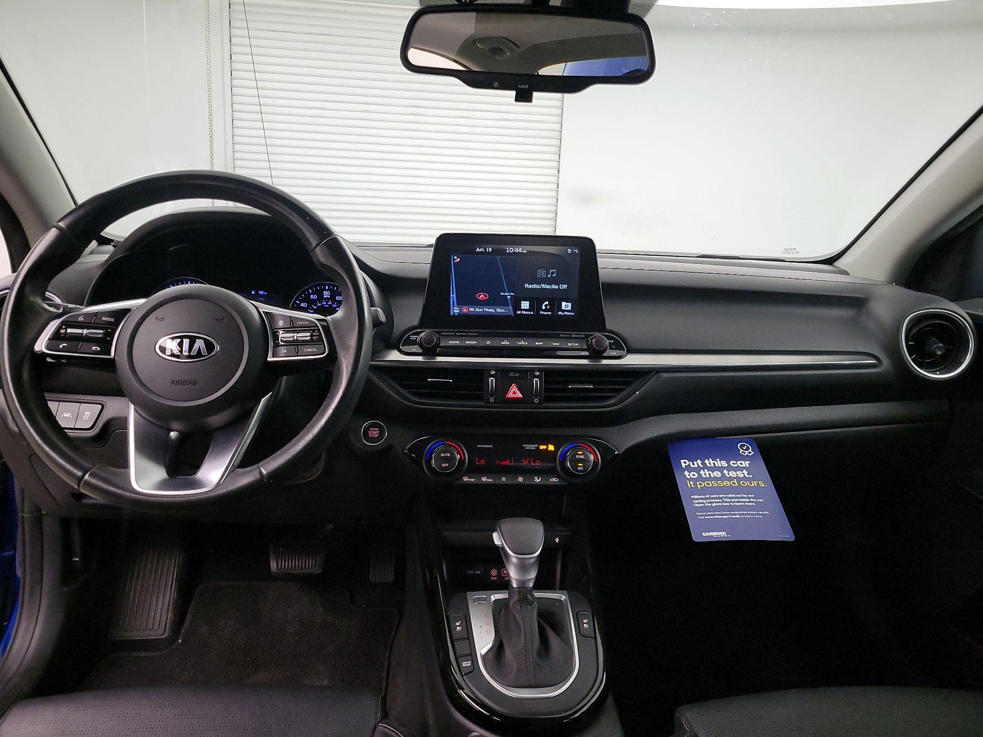 Thumbnail: 2021 Kia Forte - 9