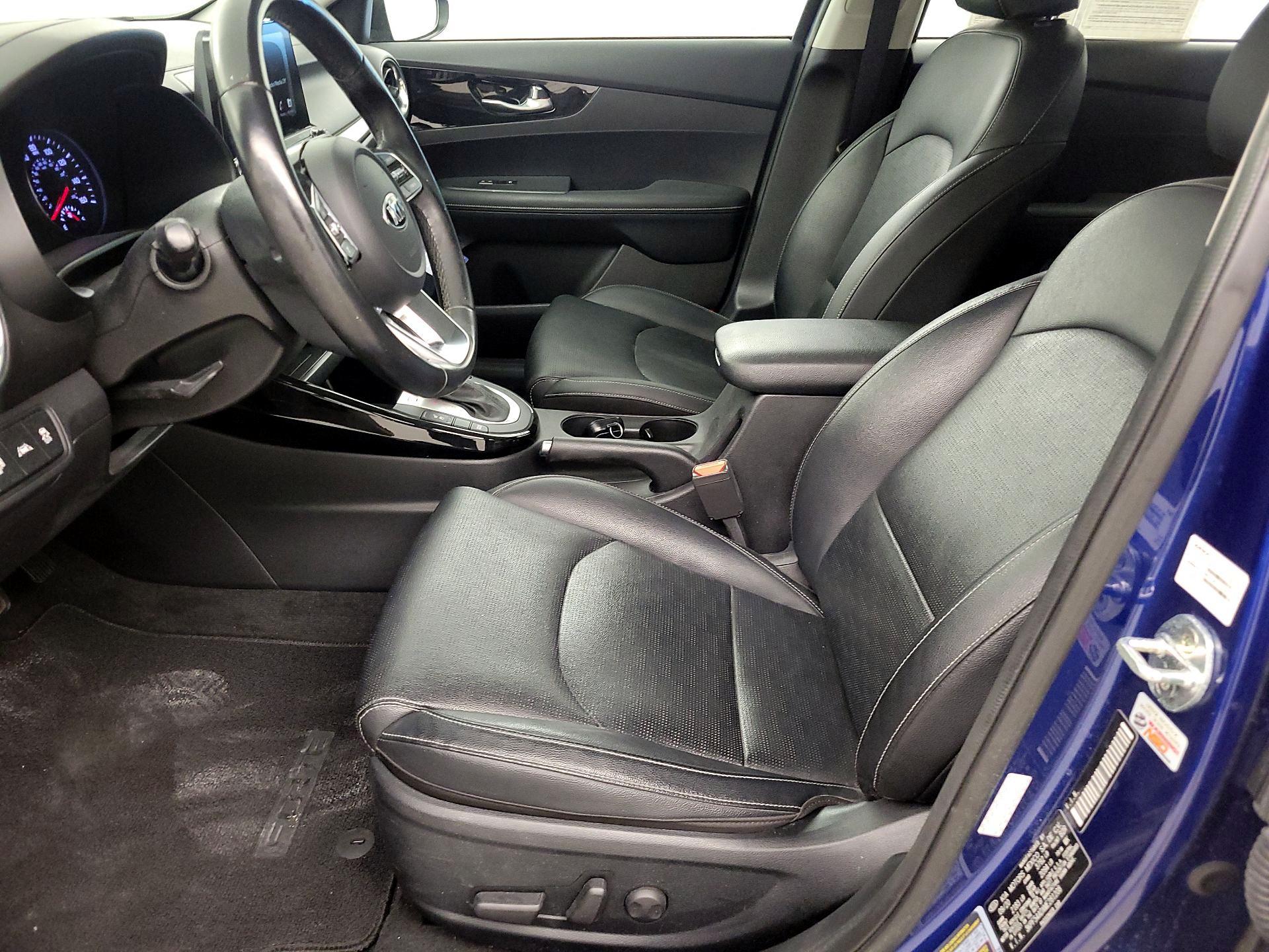 Thumbnail: 2021 Kia Forte - 11