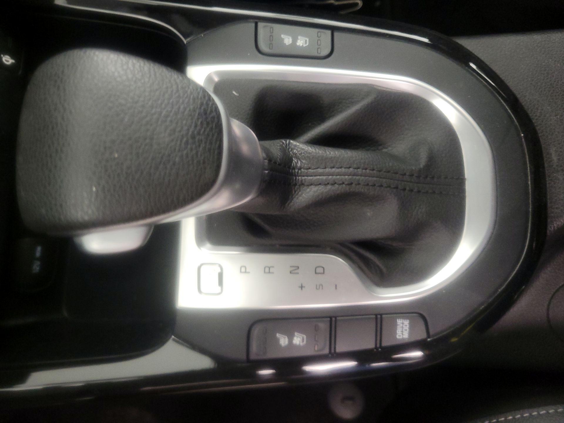 Thumbnail: 2021 Kia Forte - 18