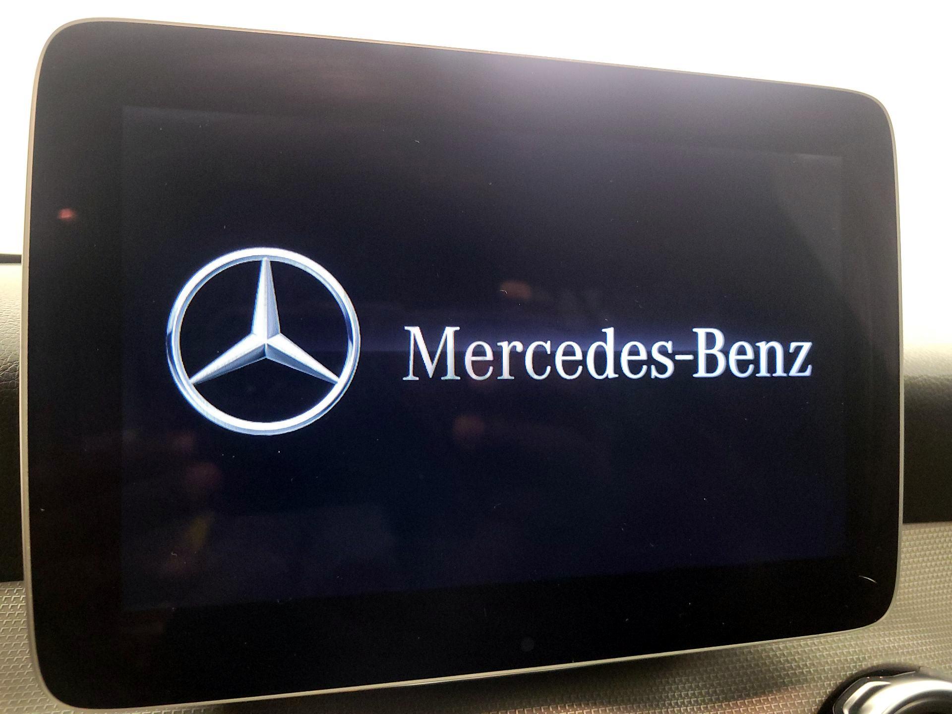 Thumbnail: 2018 Mercedes-Benz GLA - 15
