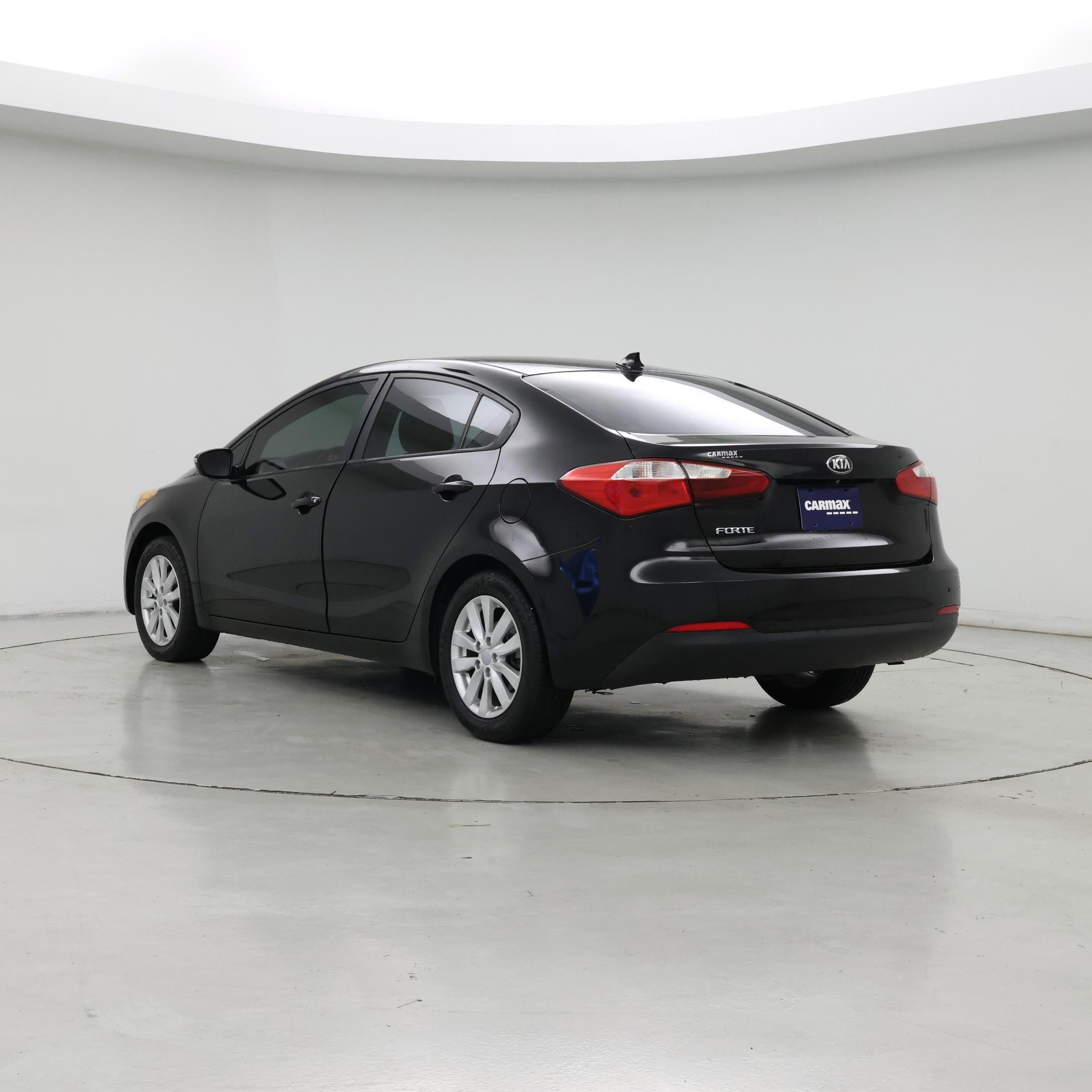 Thumbnail: 2016 Kia Forte - 2