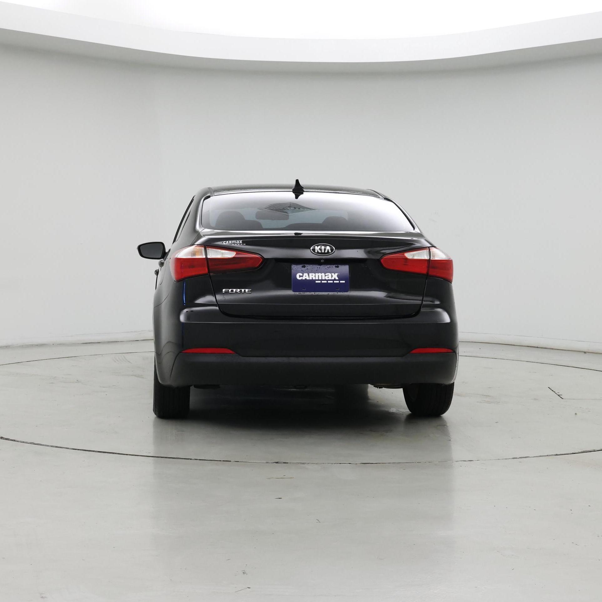 Thumbnail: 2016 Kia Forte - 6
