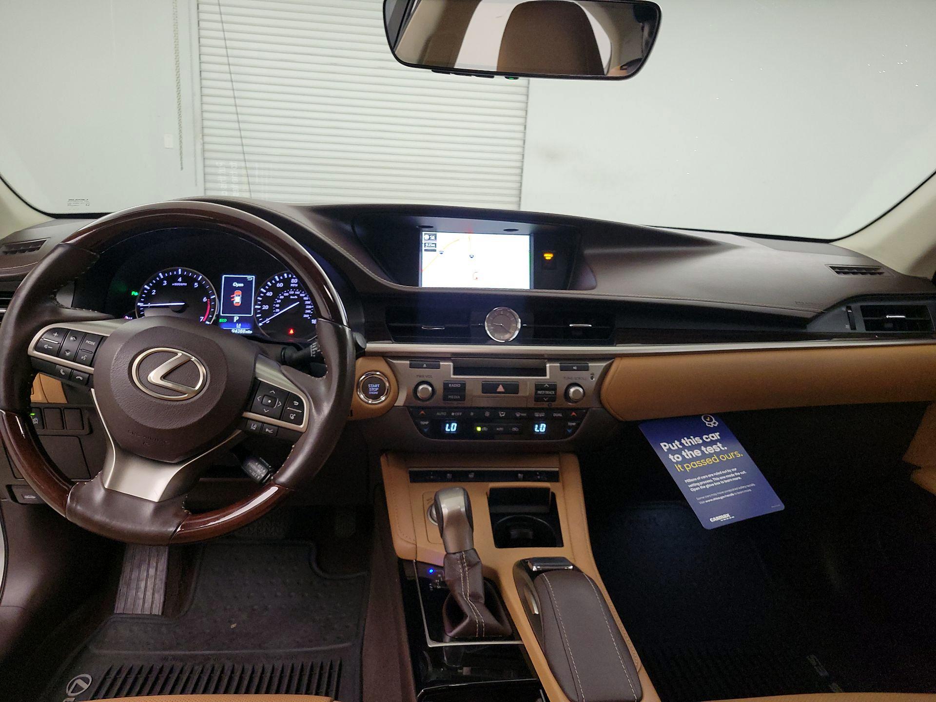 Thumbnail: 2018 Lexus ES - 9