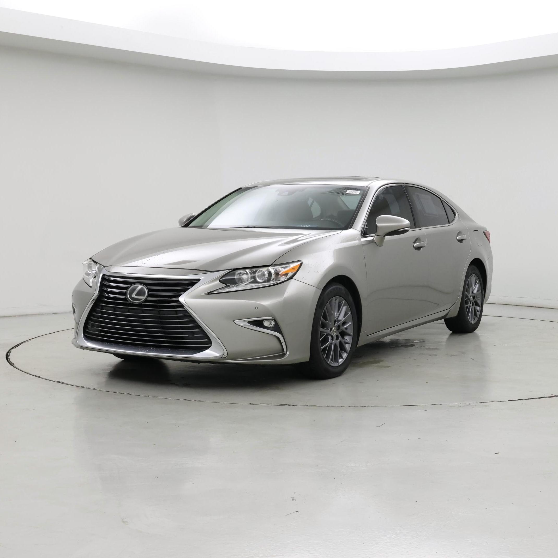 Thumbnail: 2018 Lexus ES - 4