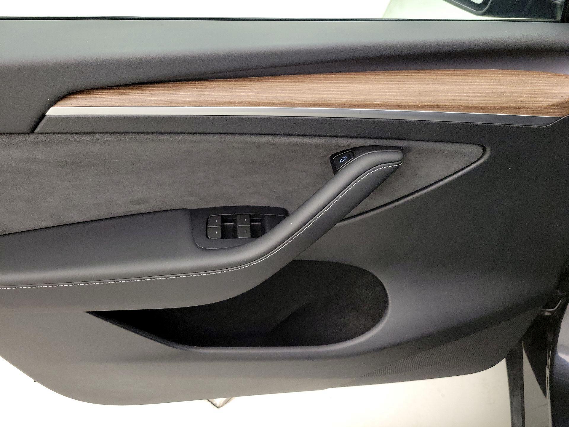 Thumbnail: 2024 Tesla Model Y - 12
