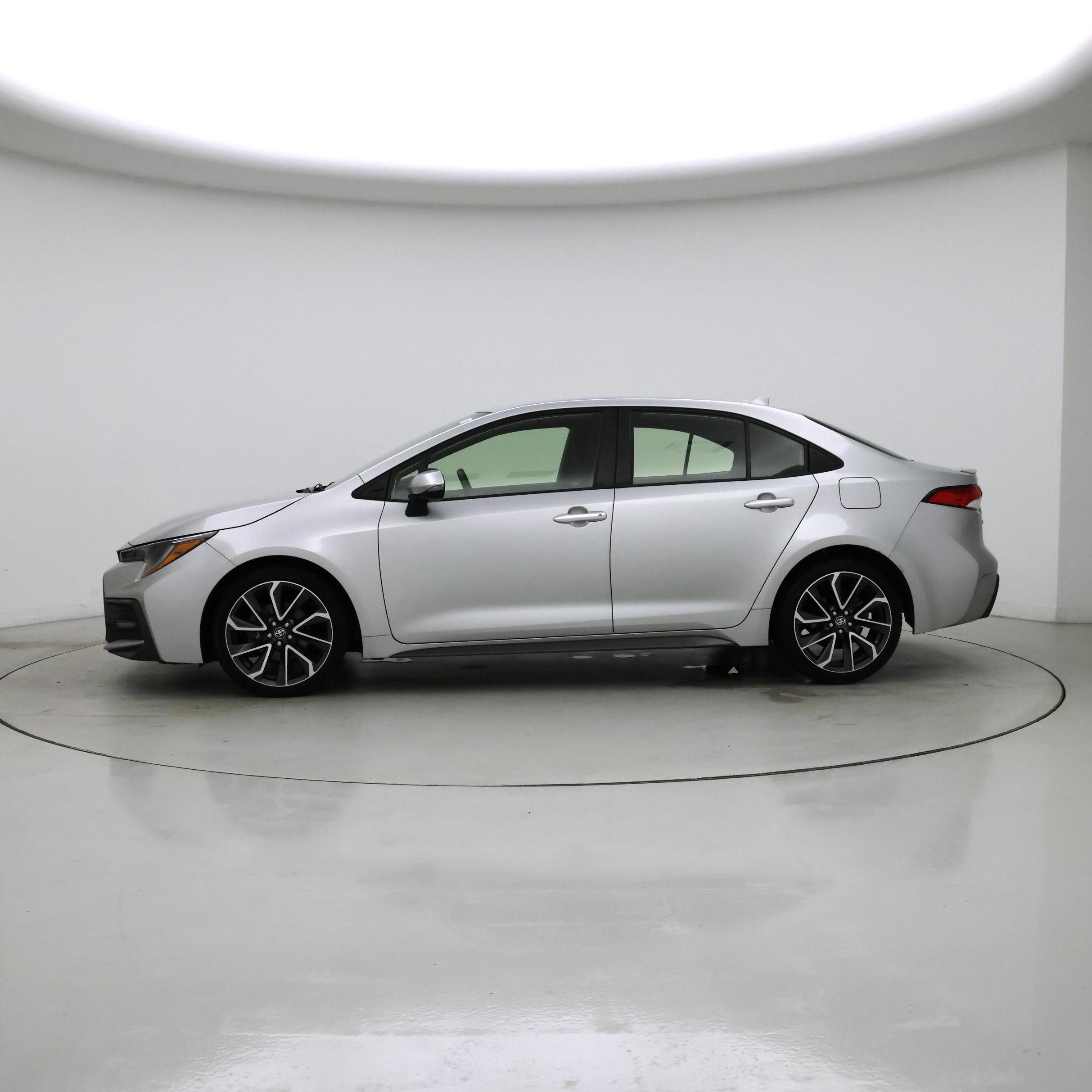 Thumbnail: 2021 Toyota Corolla - 3