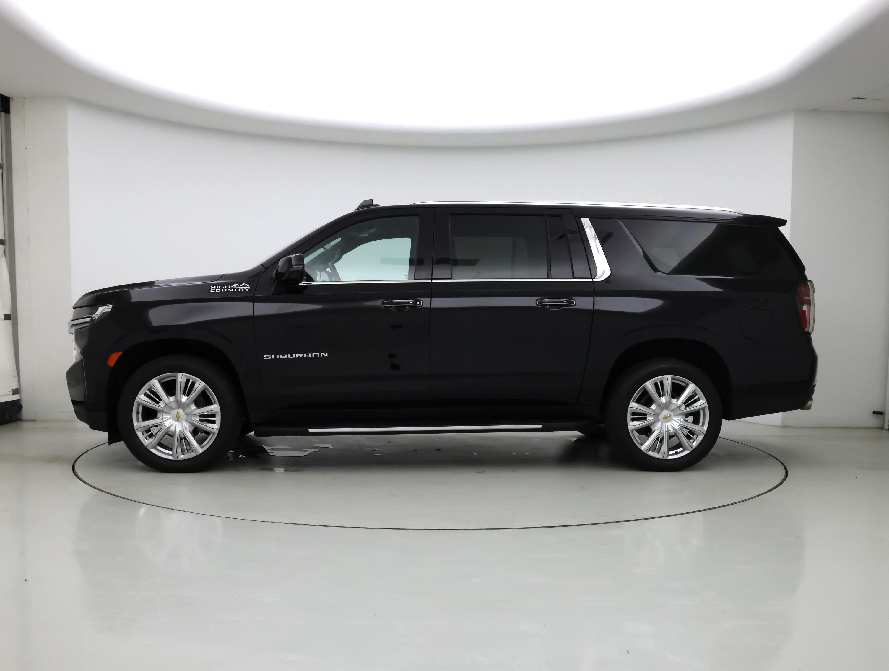 Thumbnail: 2023 Chevrolet Suburban - 3