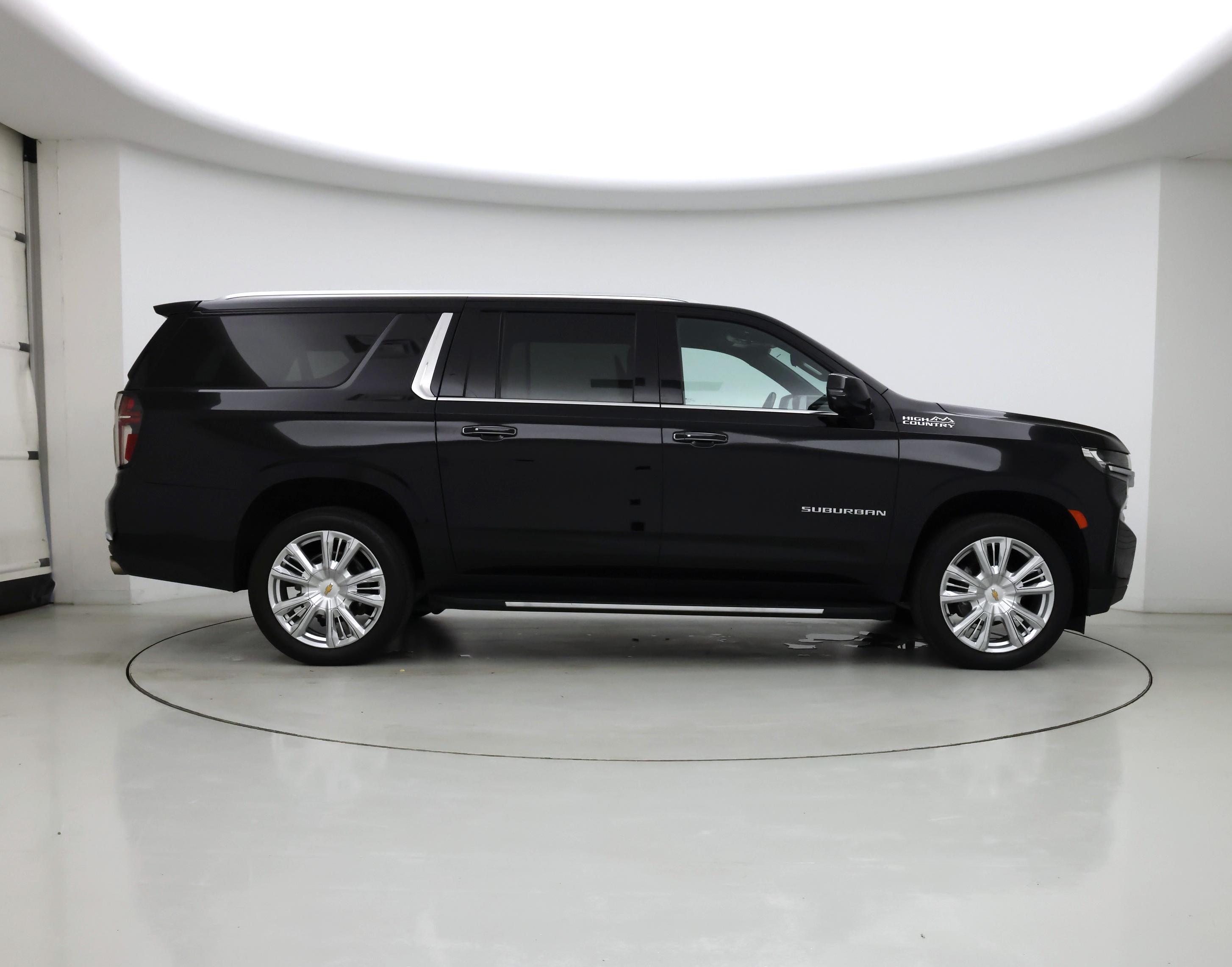 Thumbnail: 2023 Chevrolet Suburban - 7
