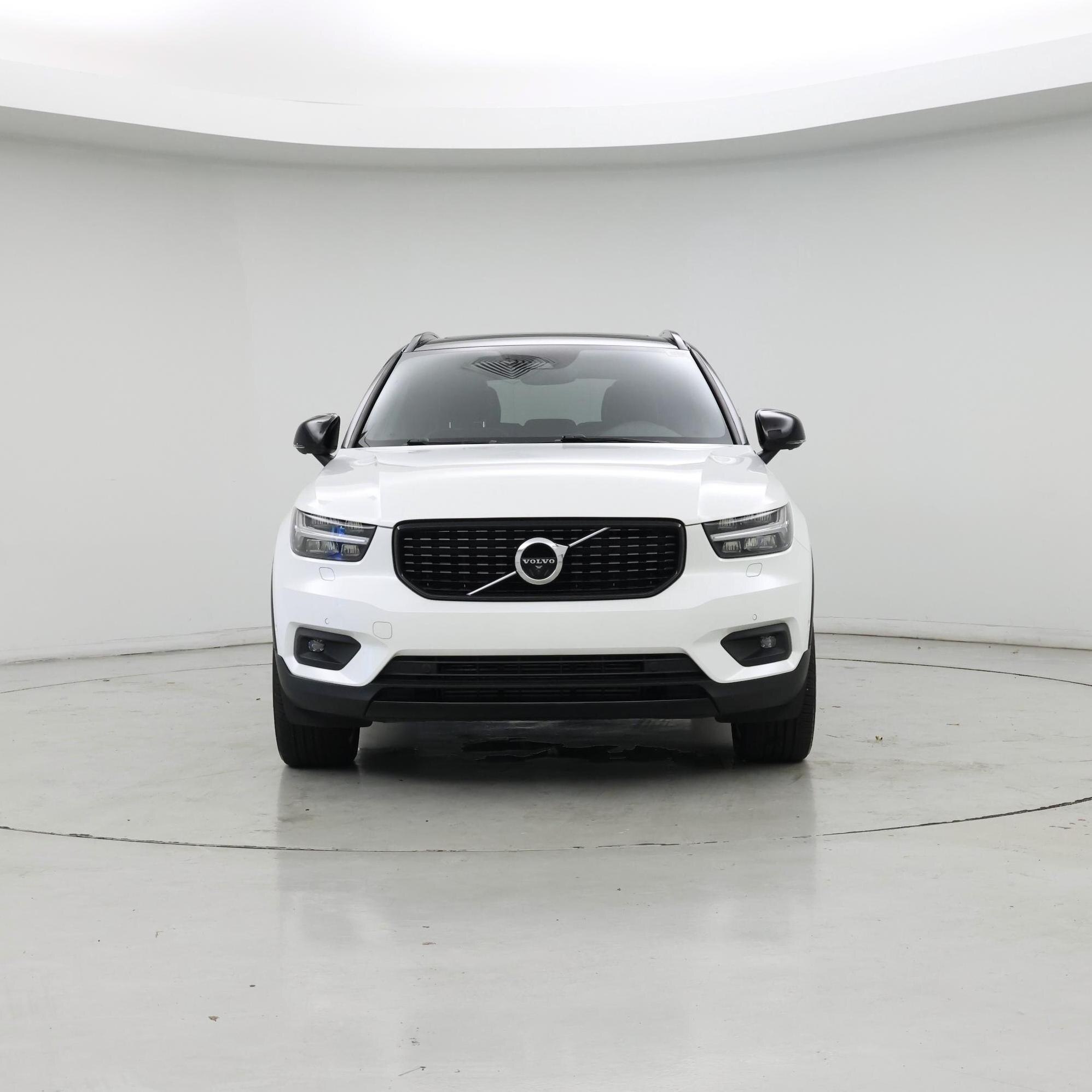 Thumbnail: 2019 Volvo XC40 - 5