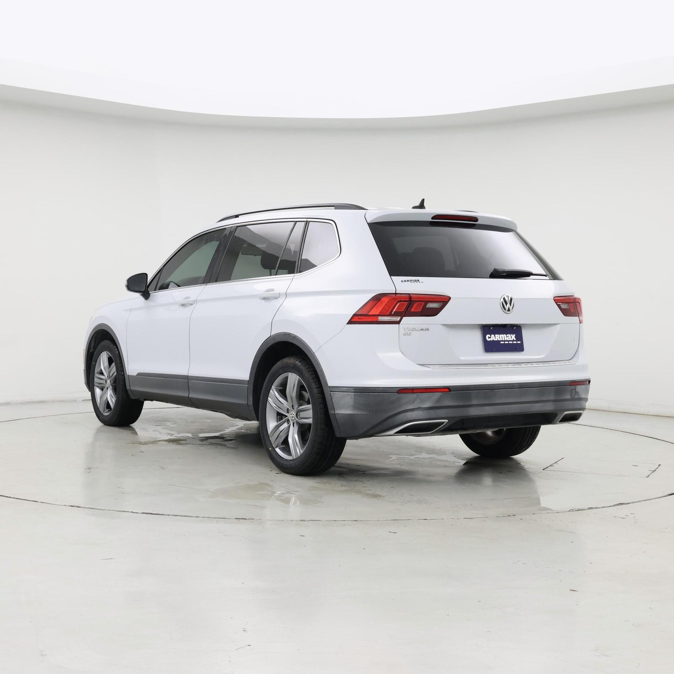 Thumbnail: 2019 Volkswagen Tiguan - 2