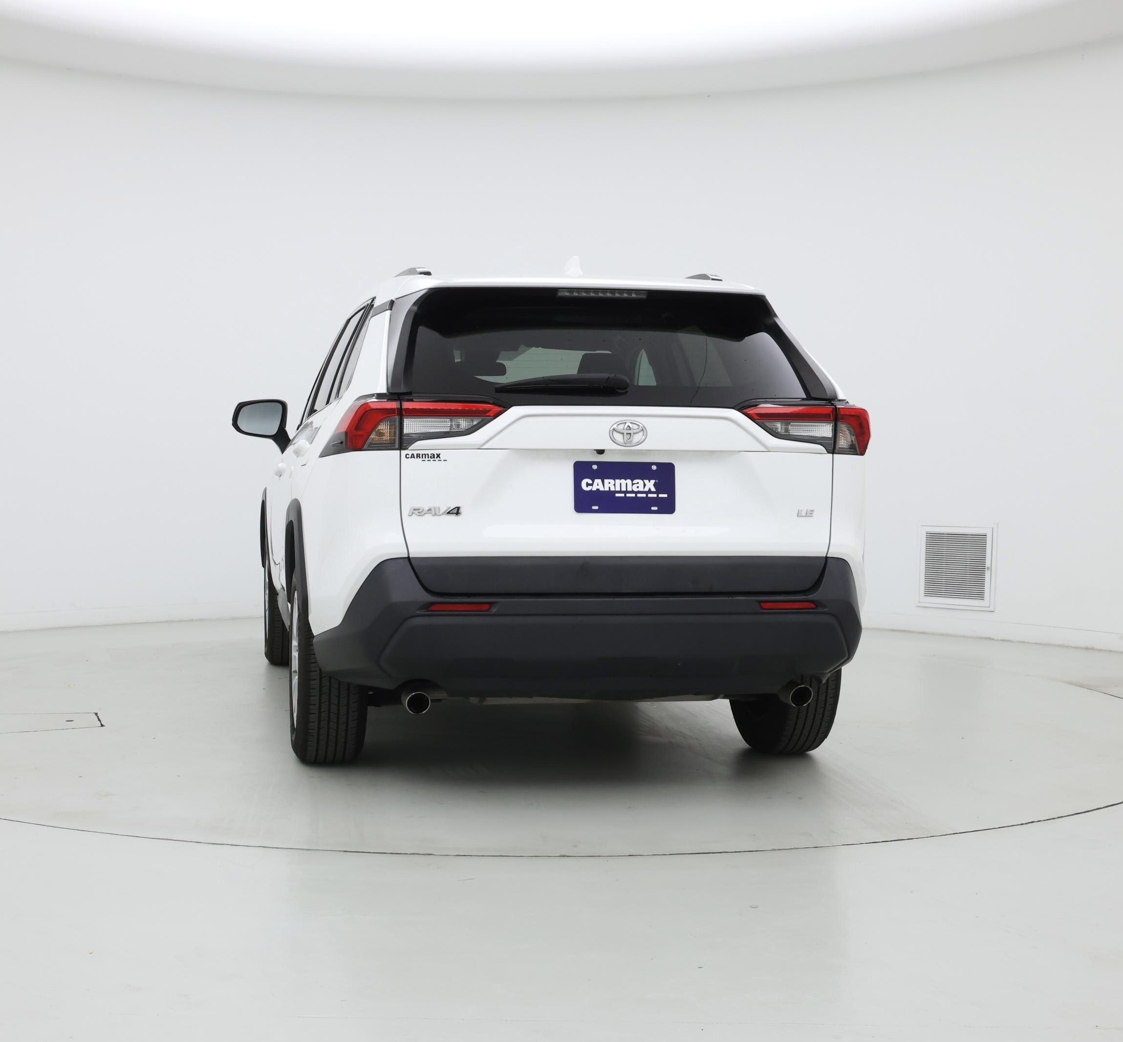 Thumbnail: 2021 Toyota RAV4 - 6