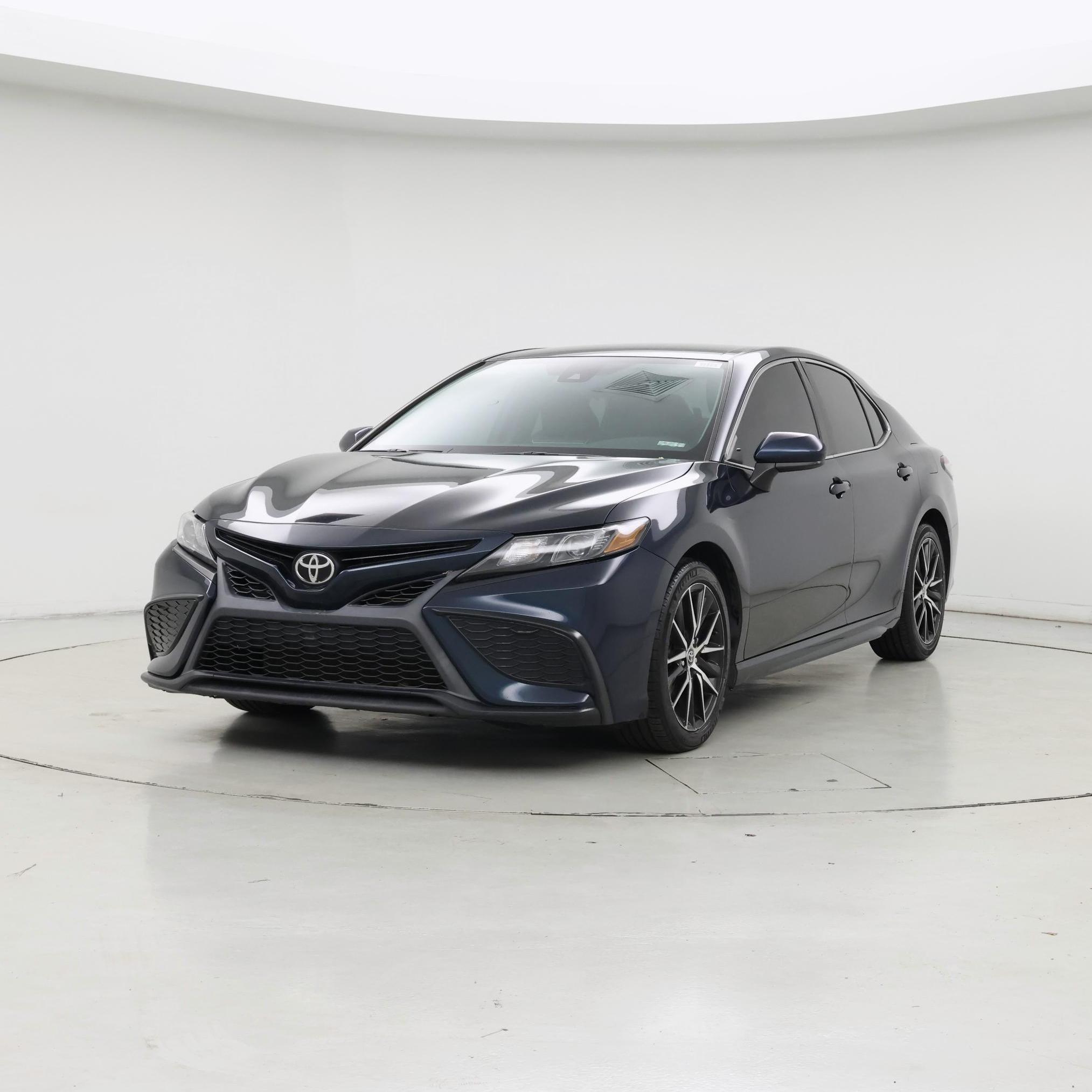 Thumbnail: 2021 Toyota Camry - 4
