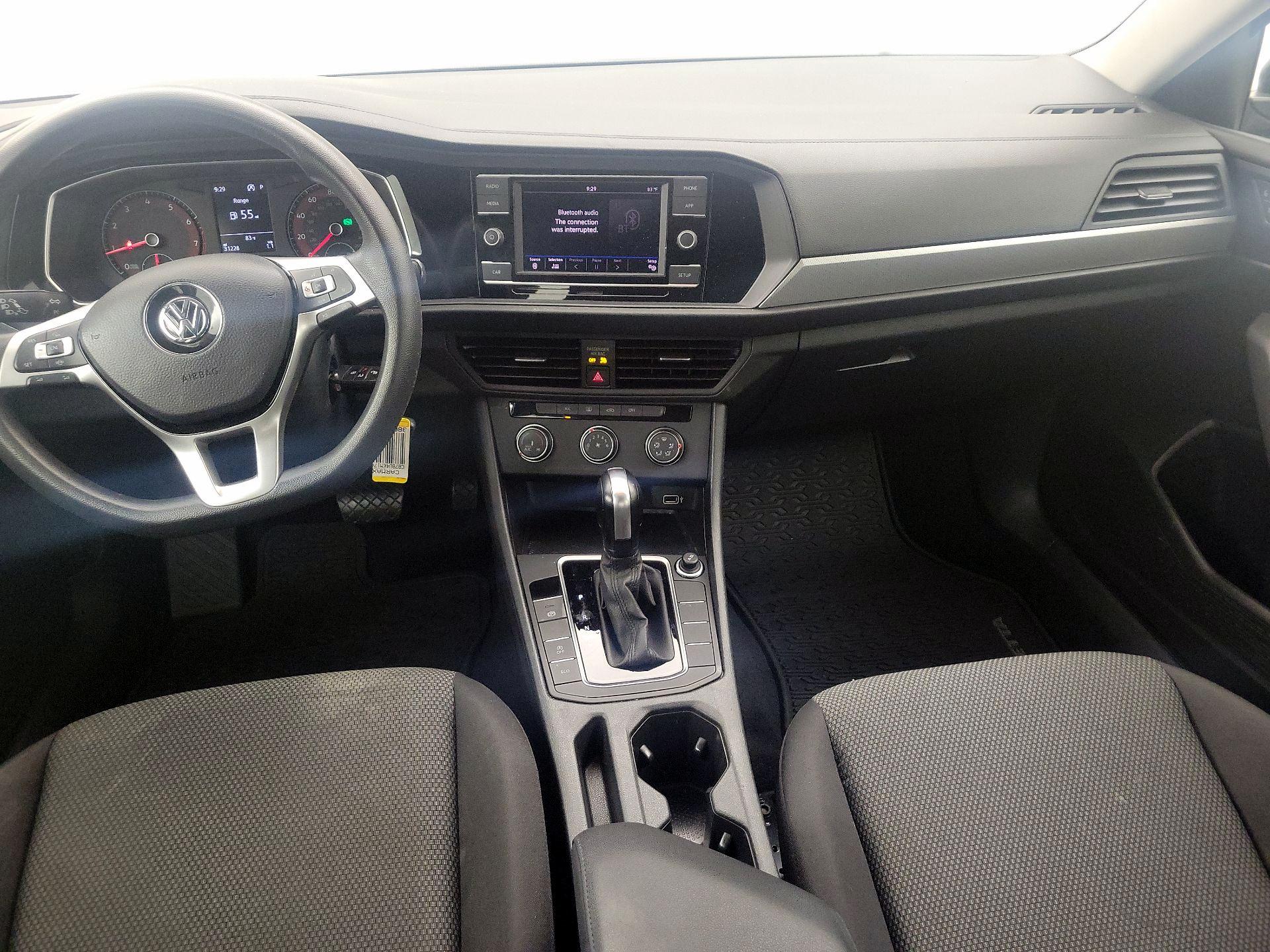 Thumbnail: 2019 Volkswagen Jetta - 9