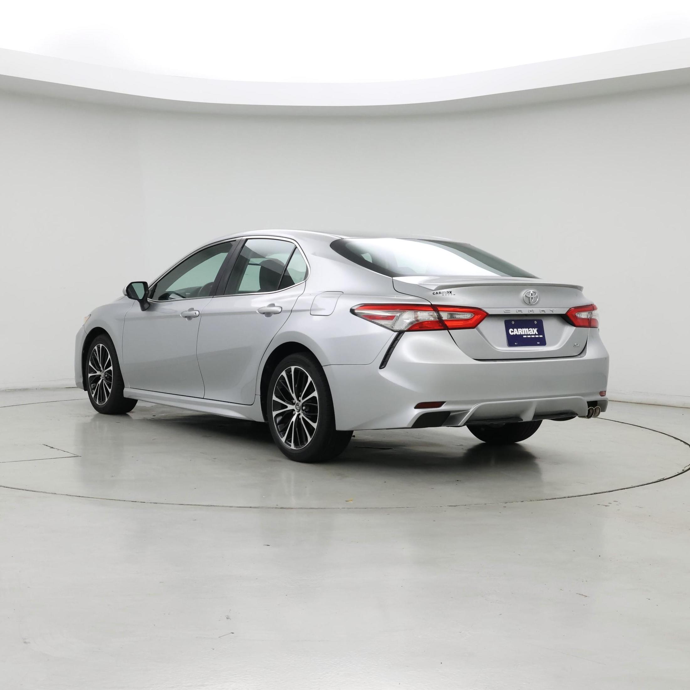 Thumbnail: 2018 Toyota Camry - 2