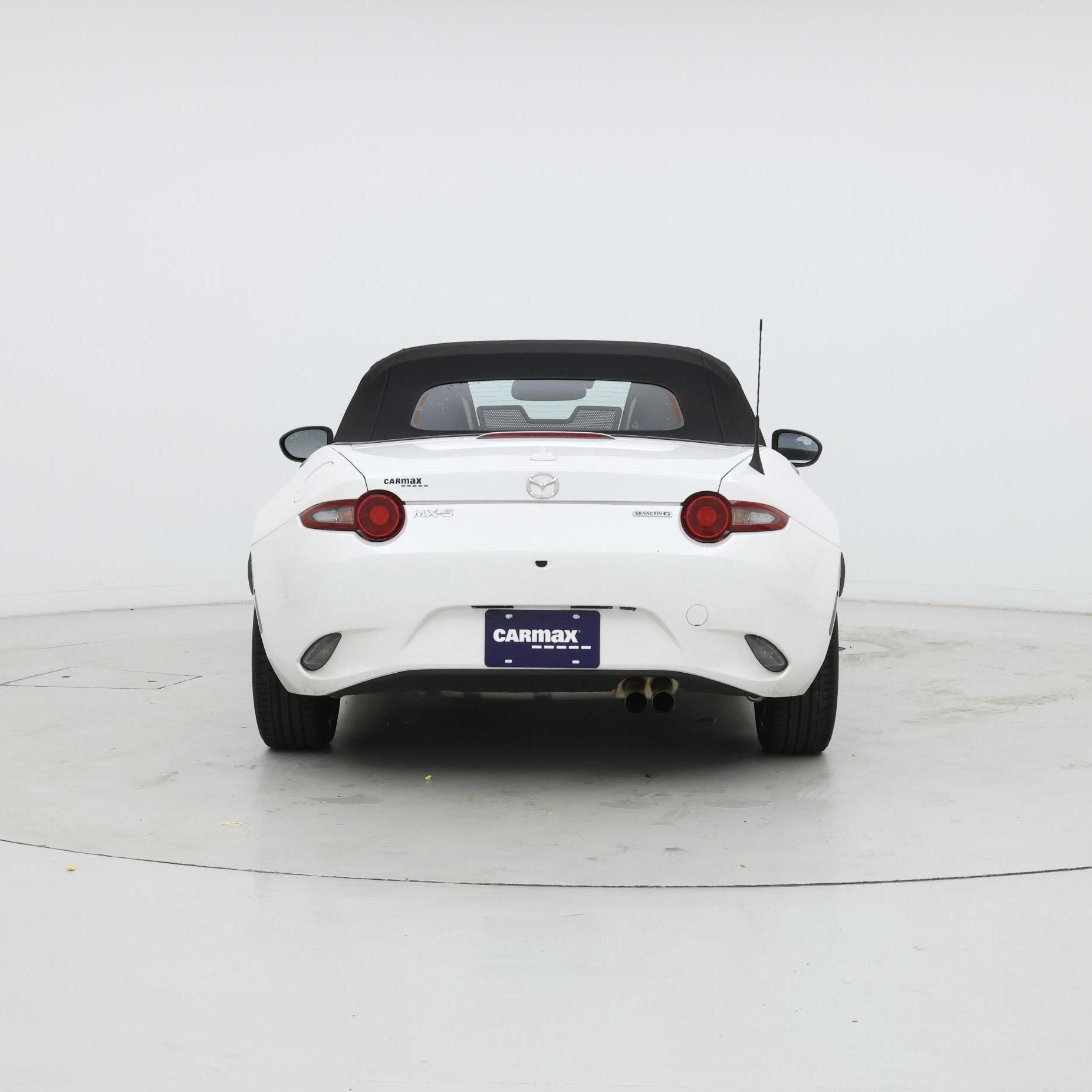 Thumbnail: 2022 Mazda MX-5 Miata - 6