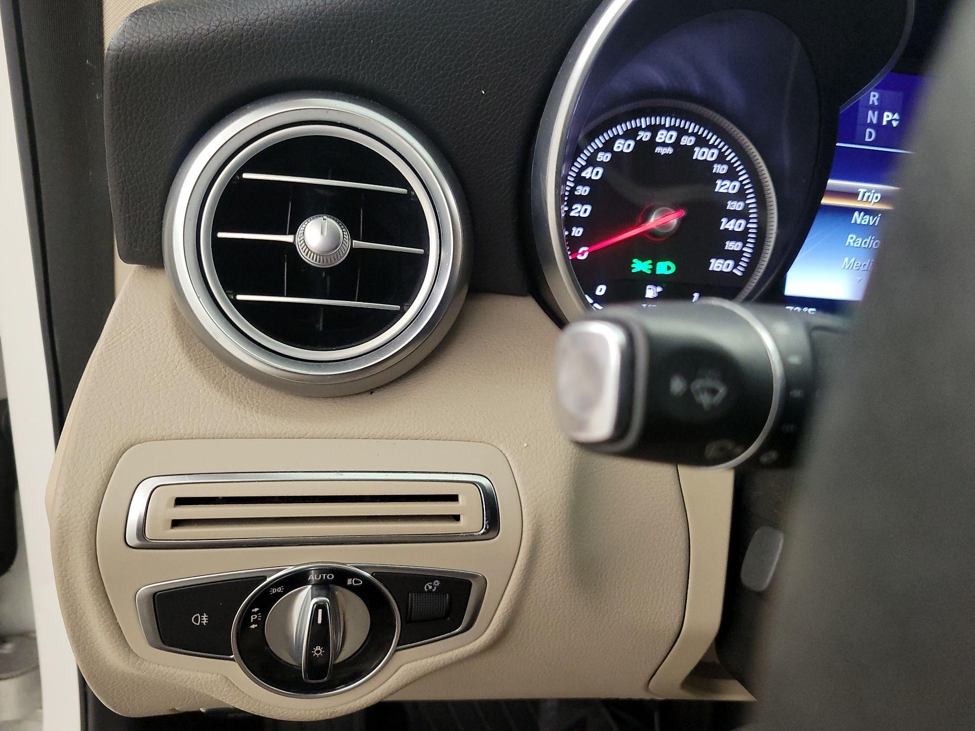 Thumbnail: 2017 Mercedes-Benz C-Class - 13