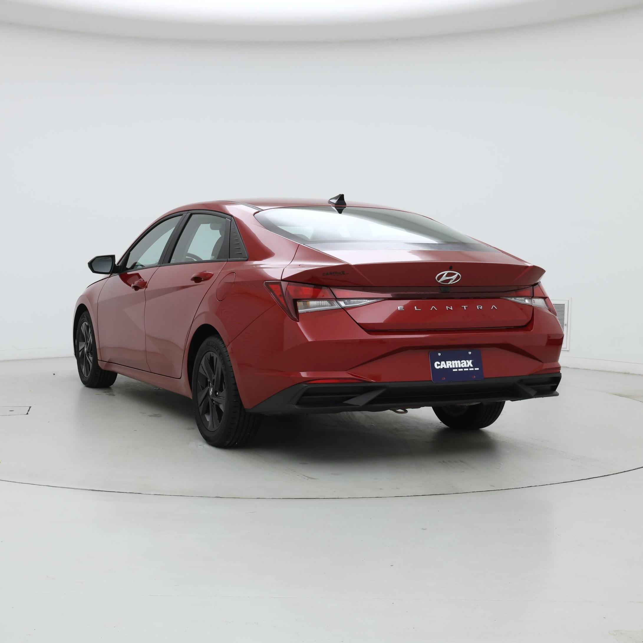 Thumbnail: 2022 Hyundai Elantra - 2