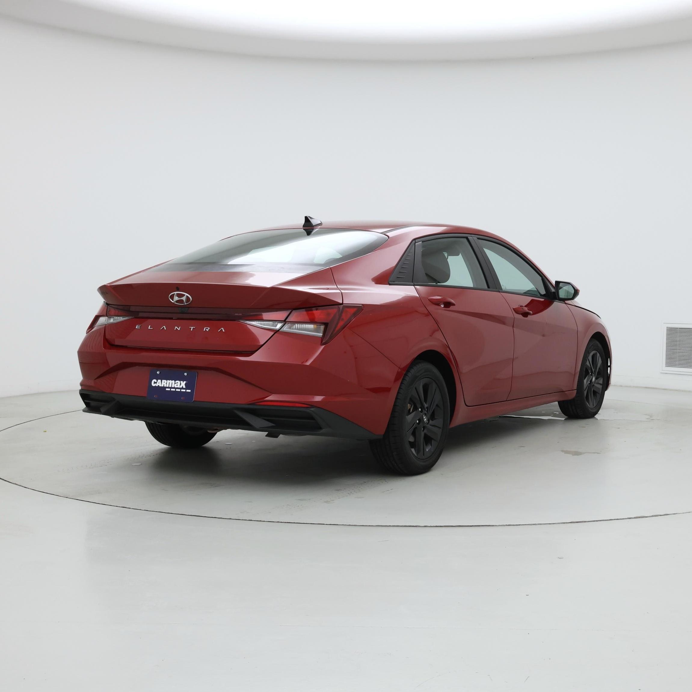 Thumbnail: 2022 Hyundai Elantra - 8