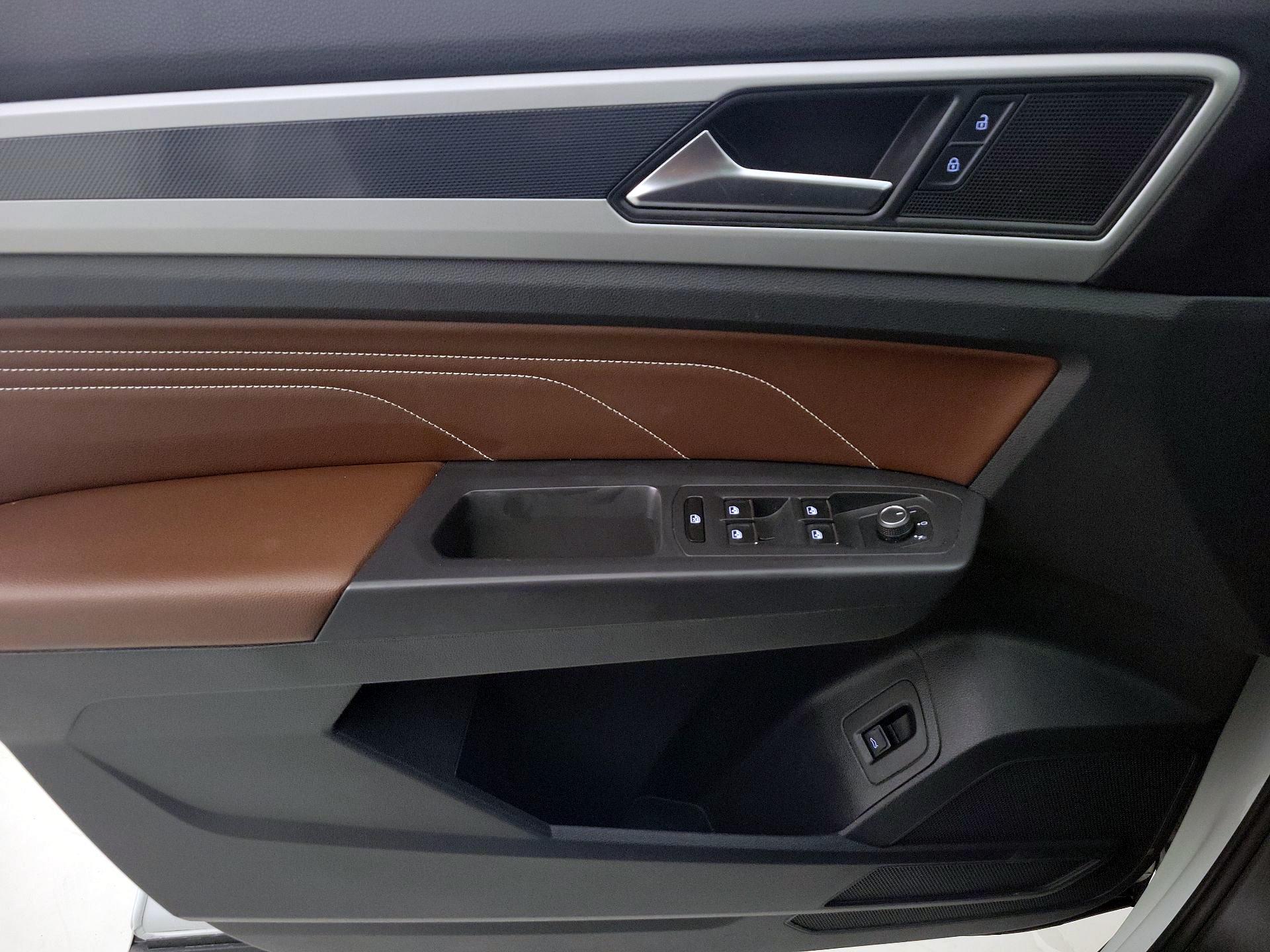Thumbnail: 2021 Volkswagen Atlas - 12