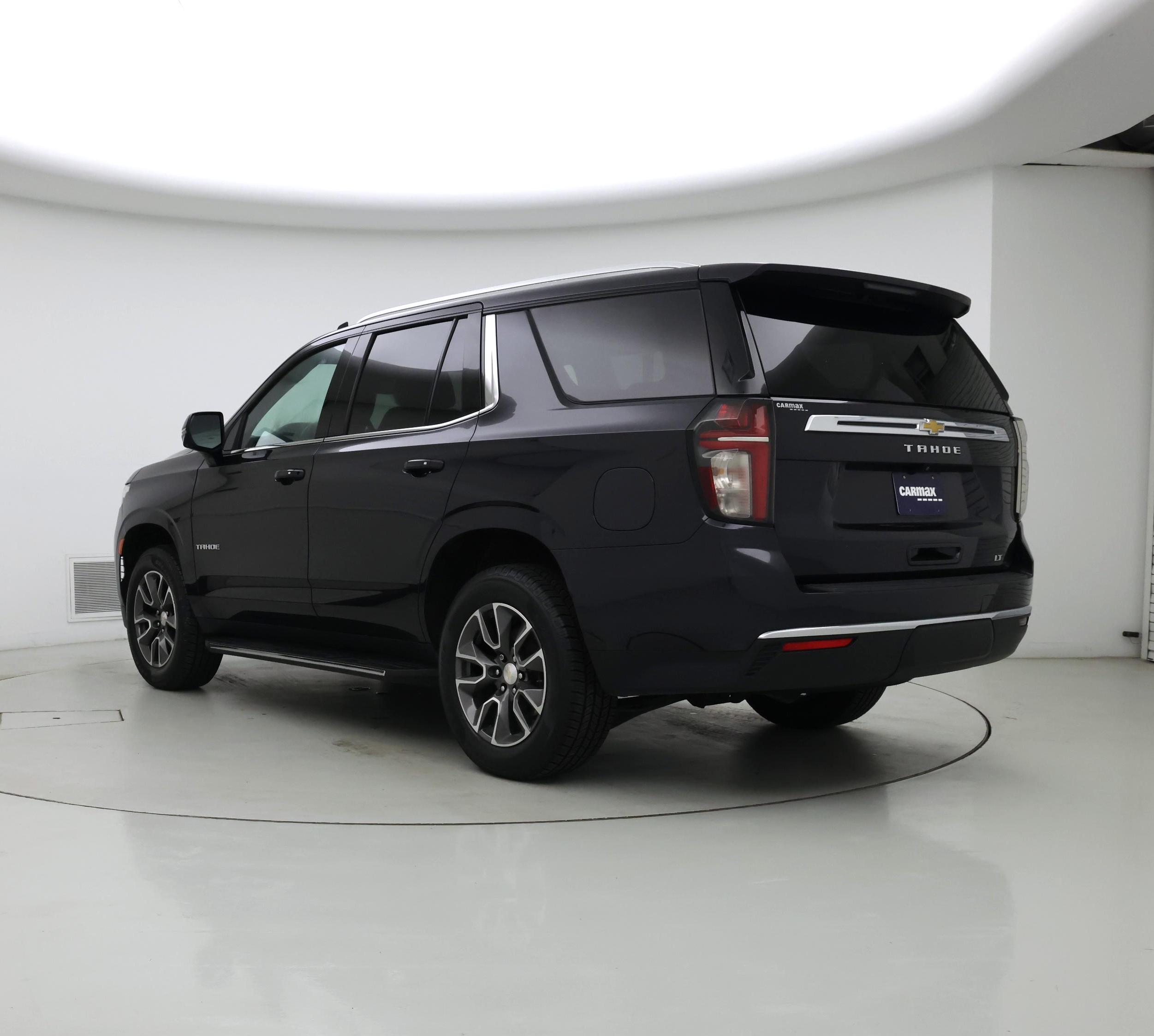 Thumbnail: 2022 Chevrolet Tahoe - 2
