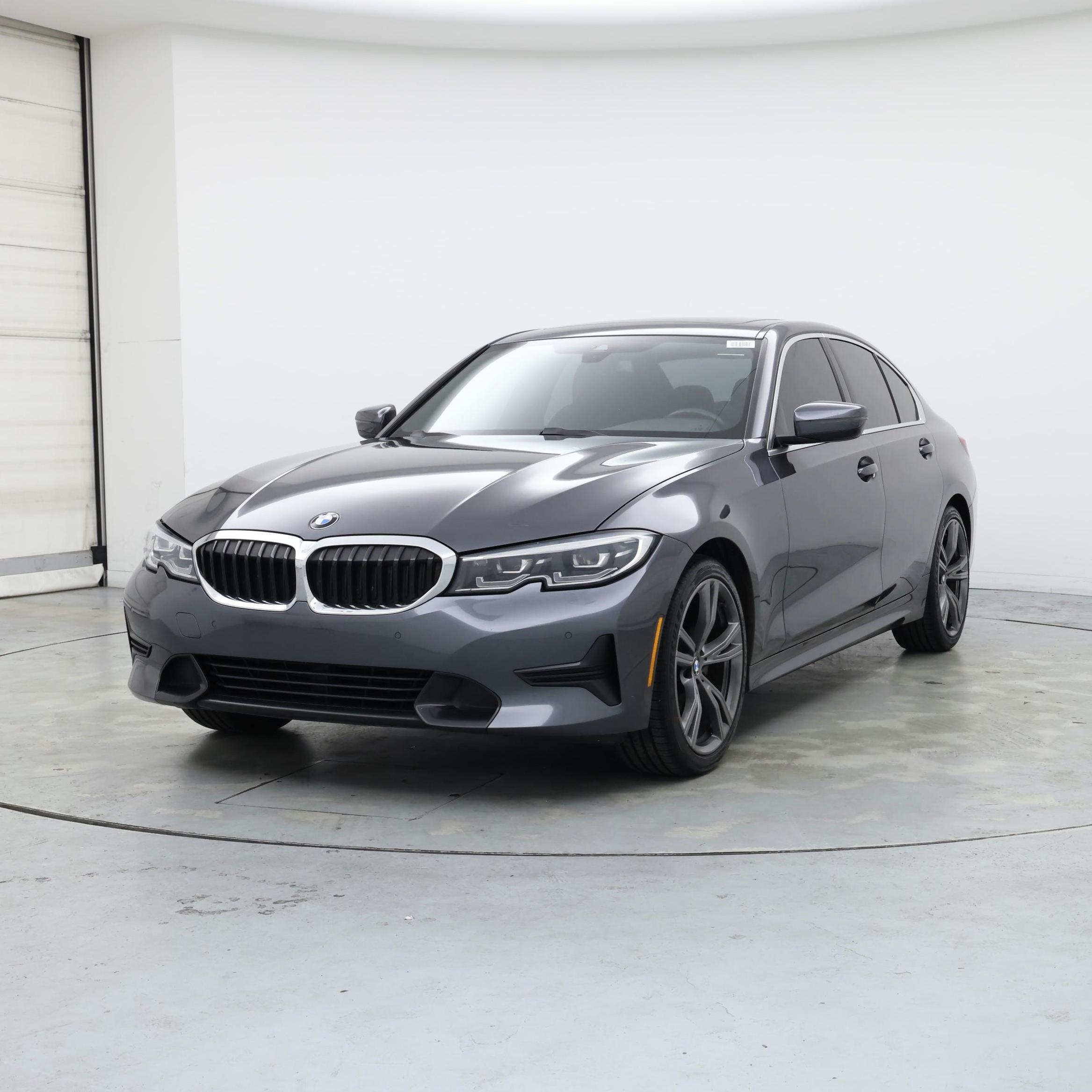 Thumbnail: 2021 BMW 3 Series - 4