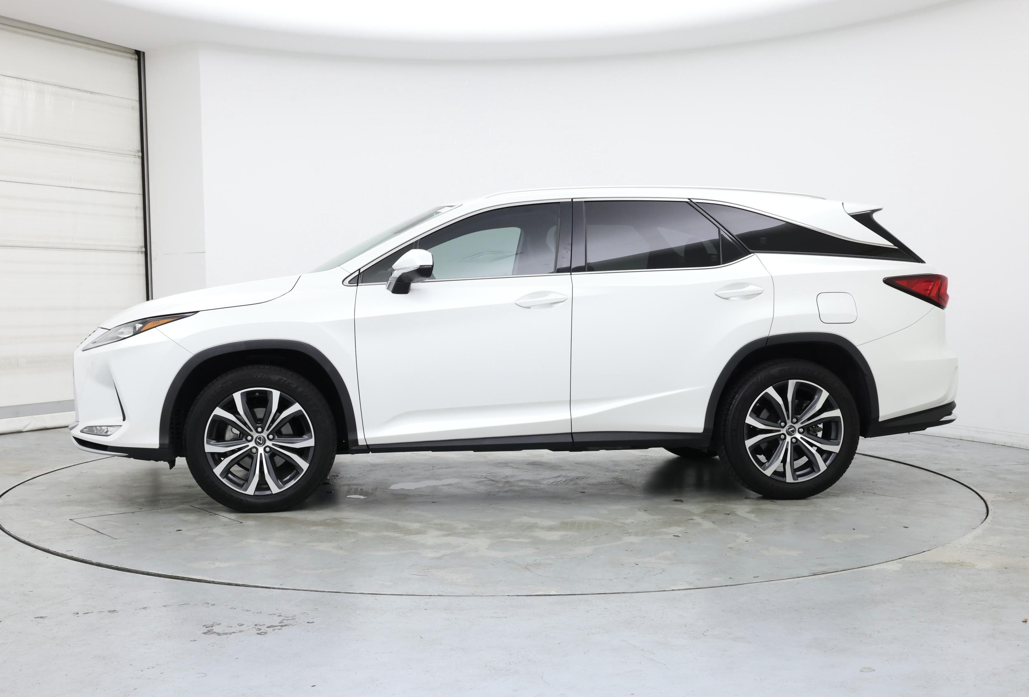 Thumbnail: 2022 Lexus RX - 3