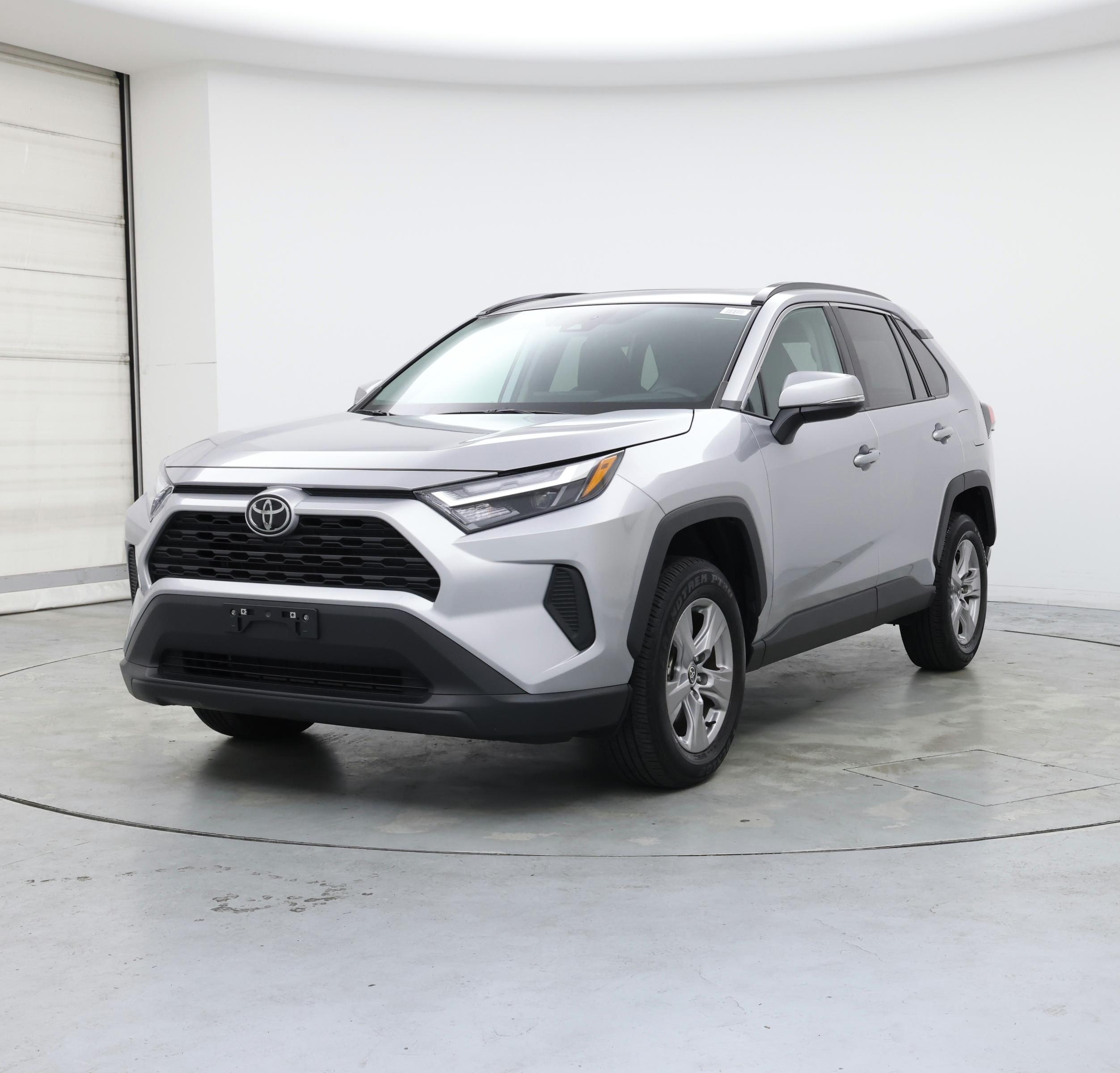 Thumbnail: 2022 Toyota RAV4 - 4