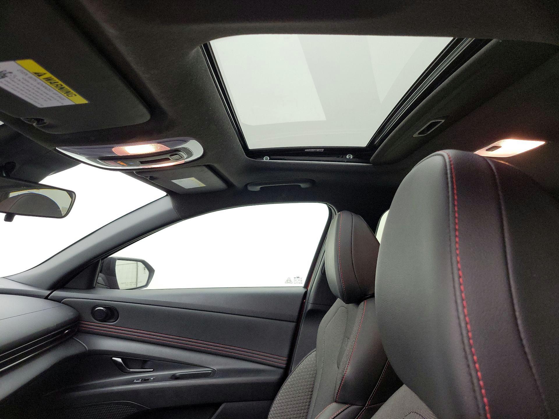 Thumbnail: 2023 Hyundai Elantra - 20