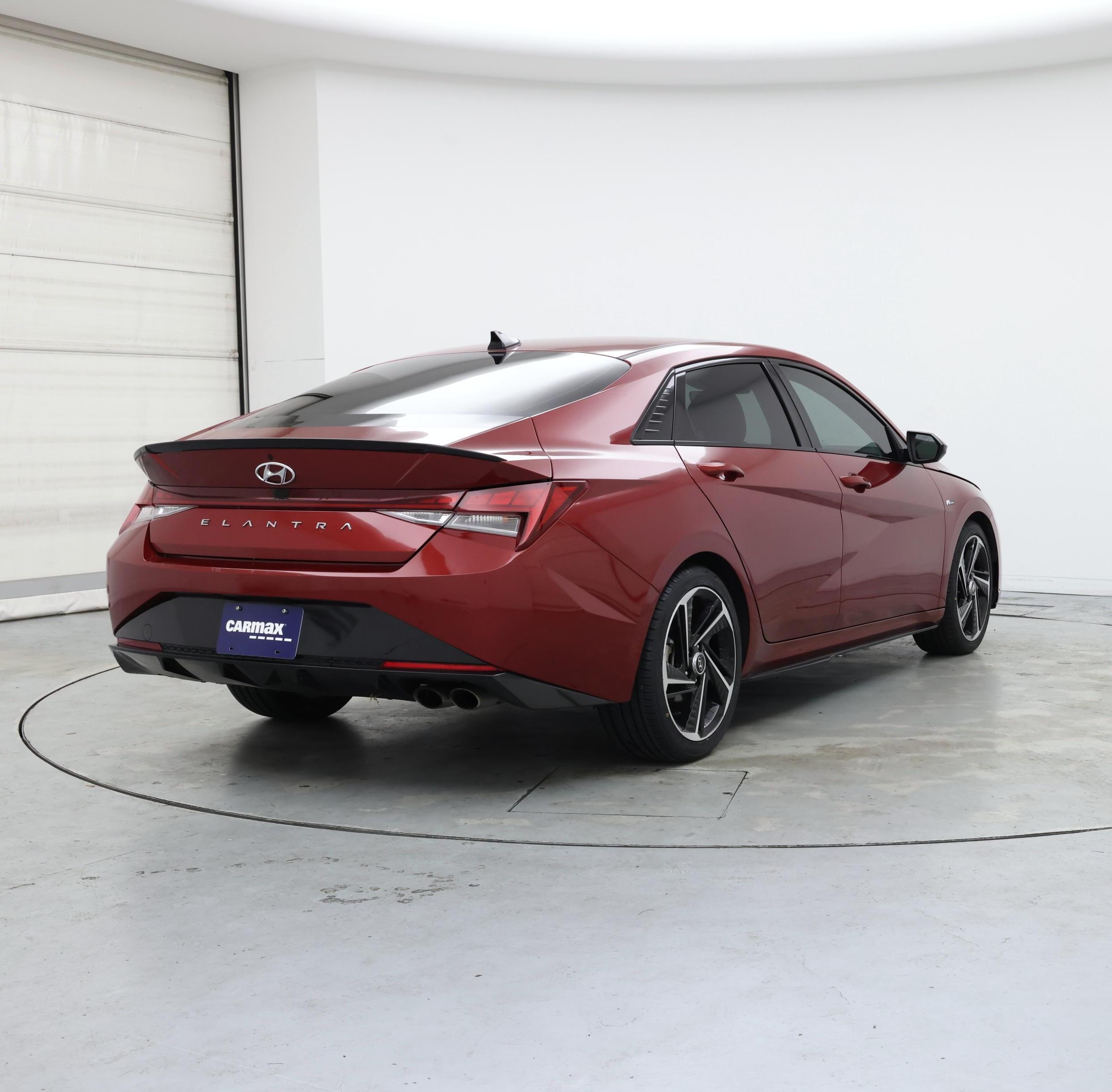 Thumbnail: 2023 Hyundai Elantra - 8