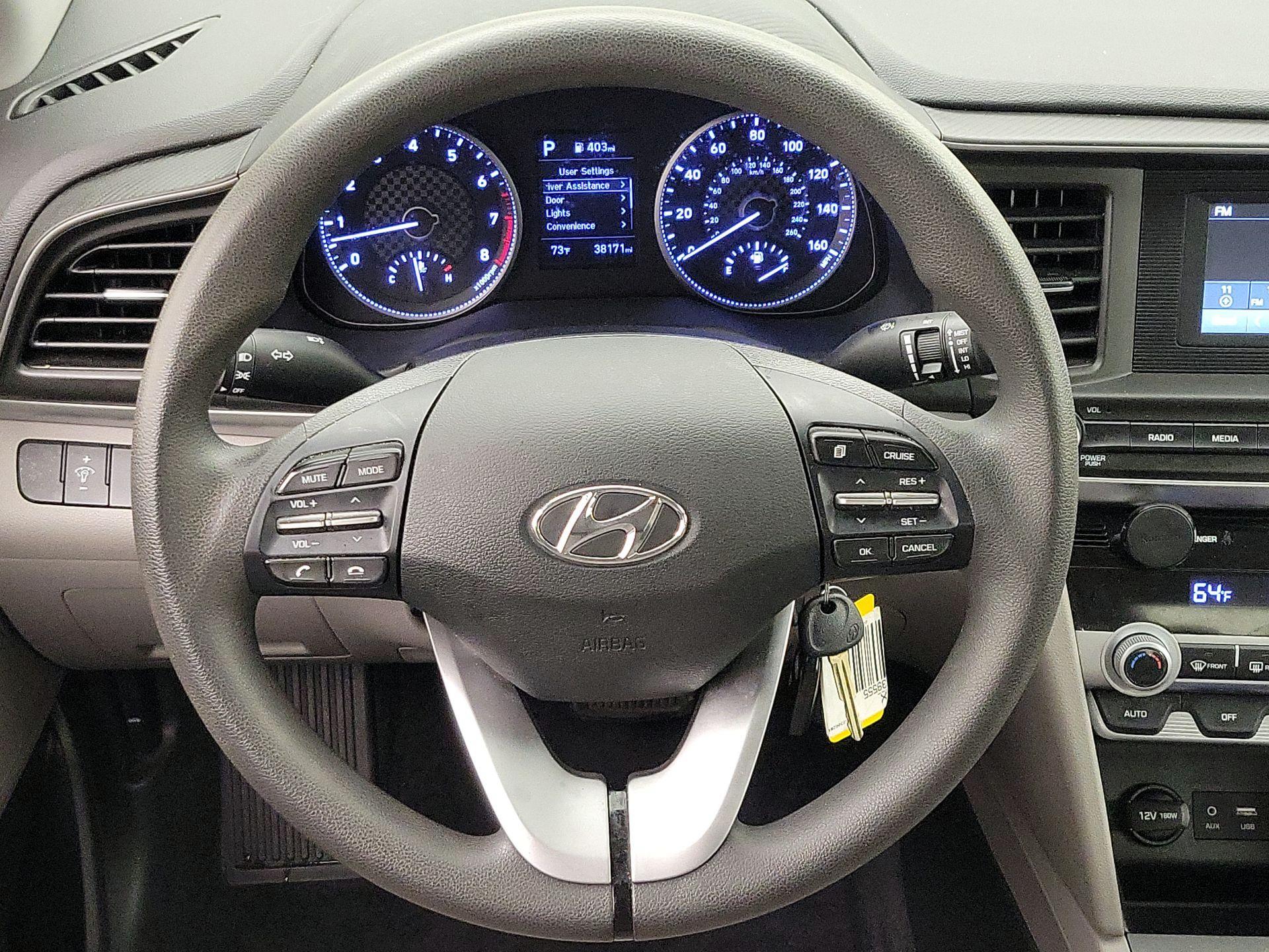 Thumbnail: 2020 Hyundai Elantra - 10