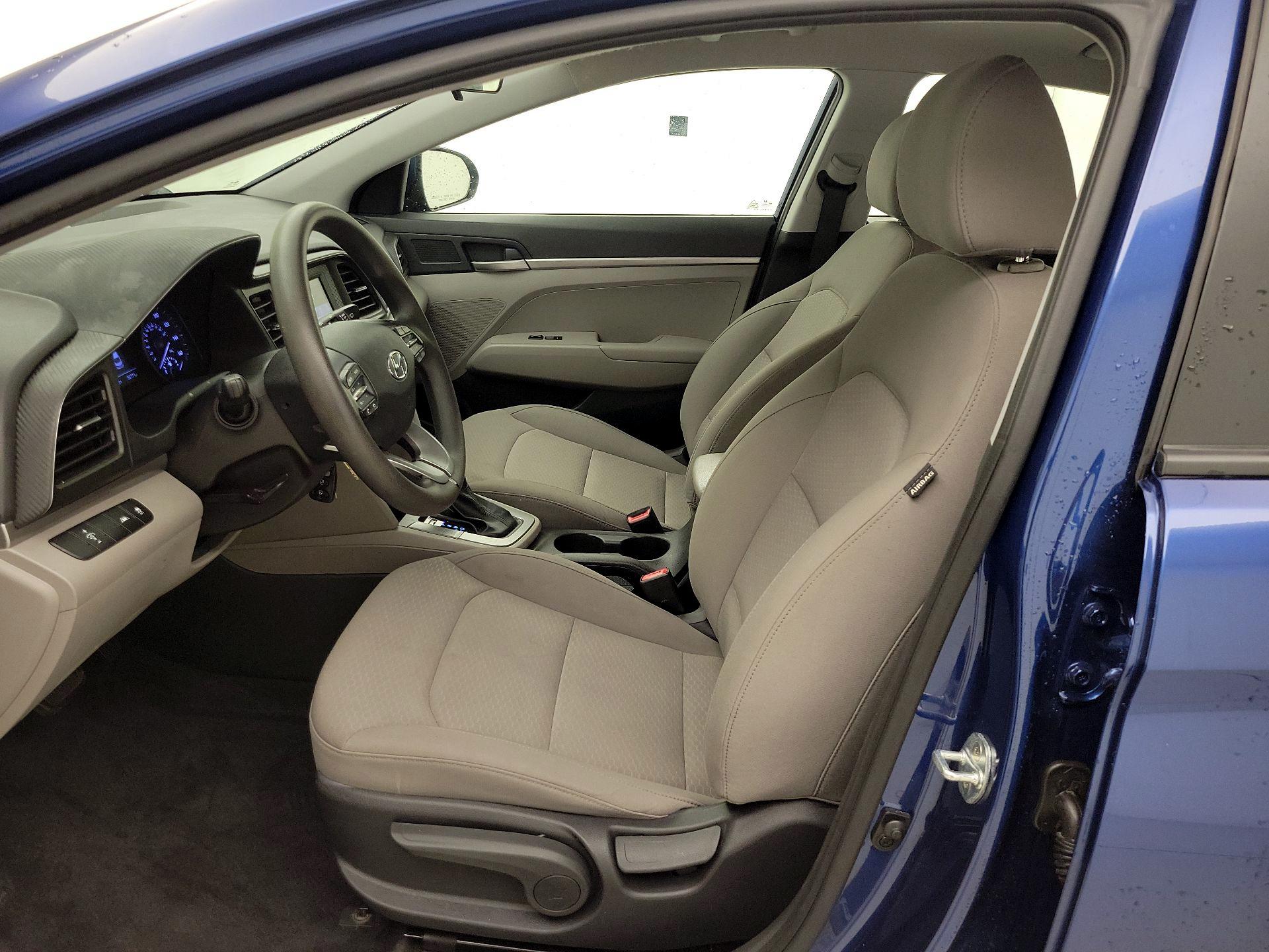 Thumbnail: 2020 Hyundai Elantra - 11