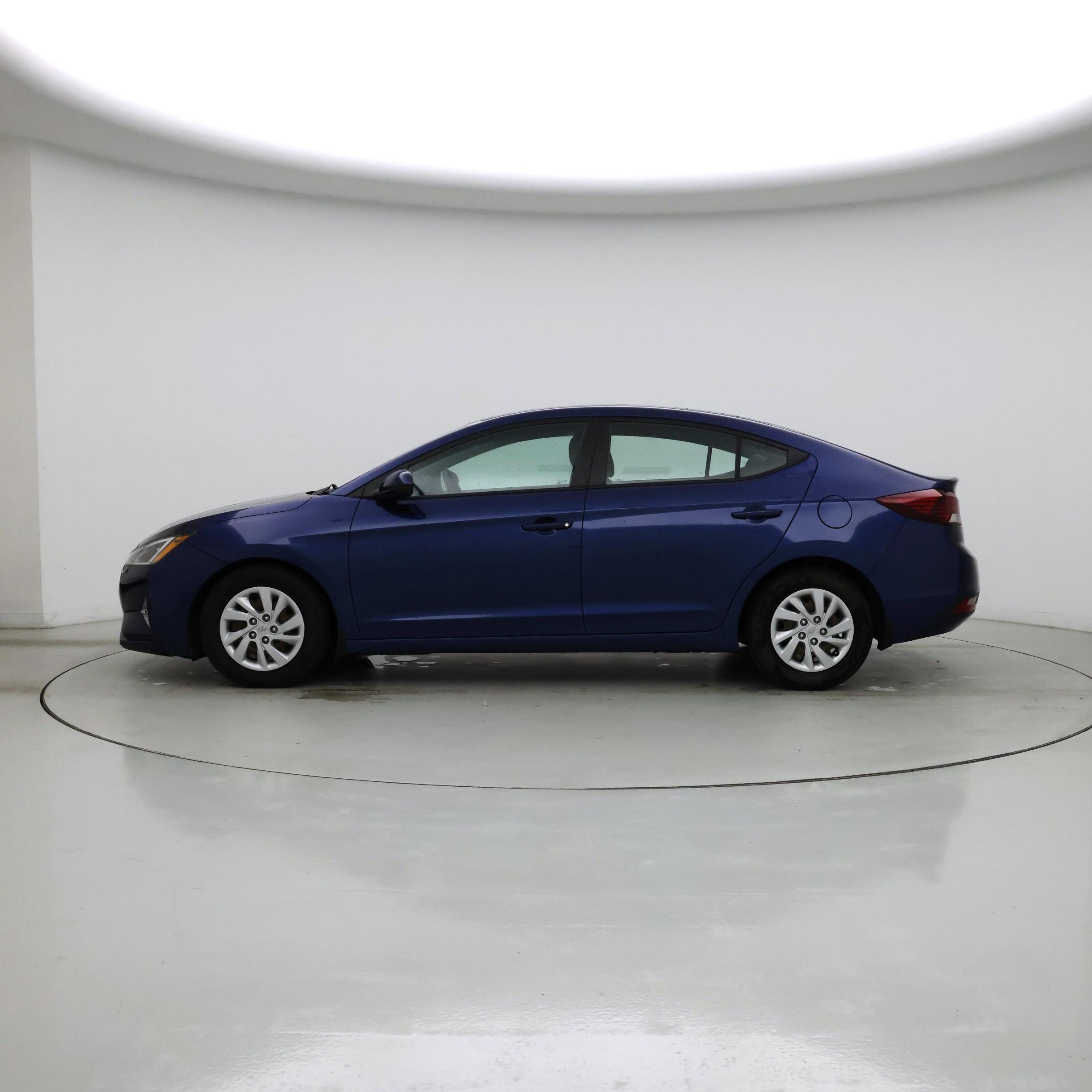 Thumbnail: 2020 Hyundai Elantra - 3