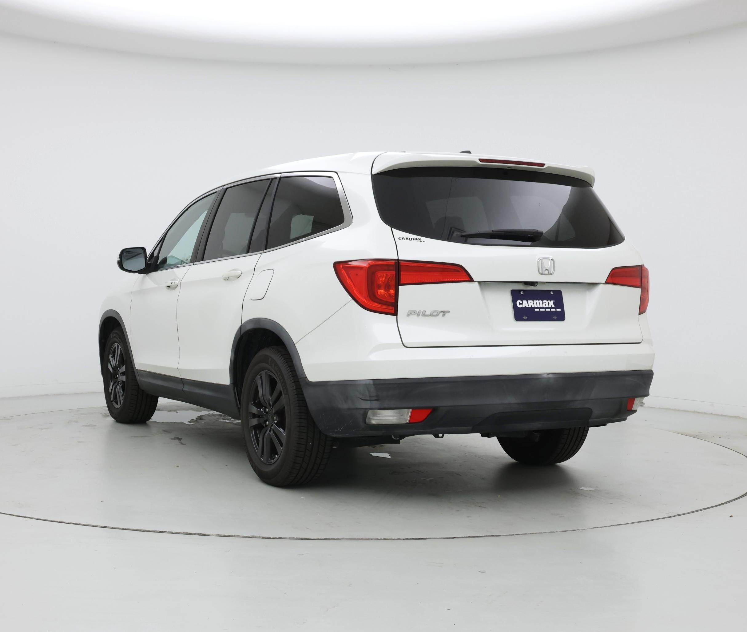 Thumbnail: 2016 Honda Pilot - 2
