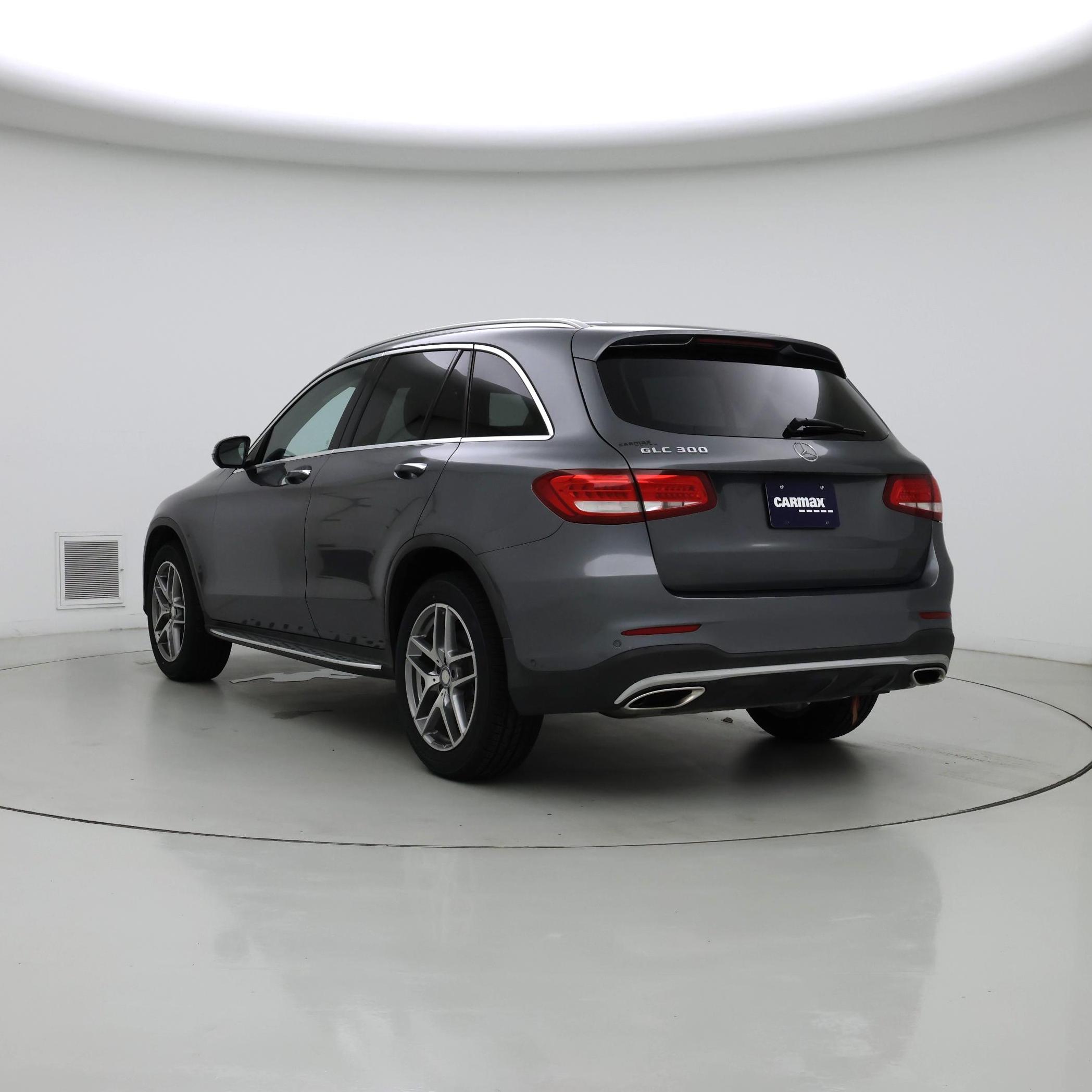 Thumbnail: 2016 Mercedes-Benz GLC - 2