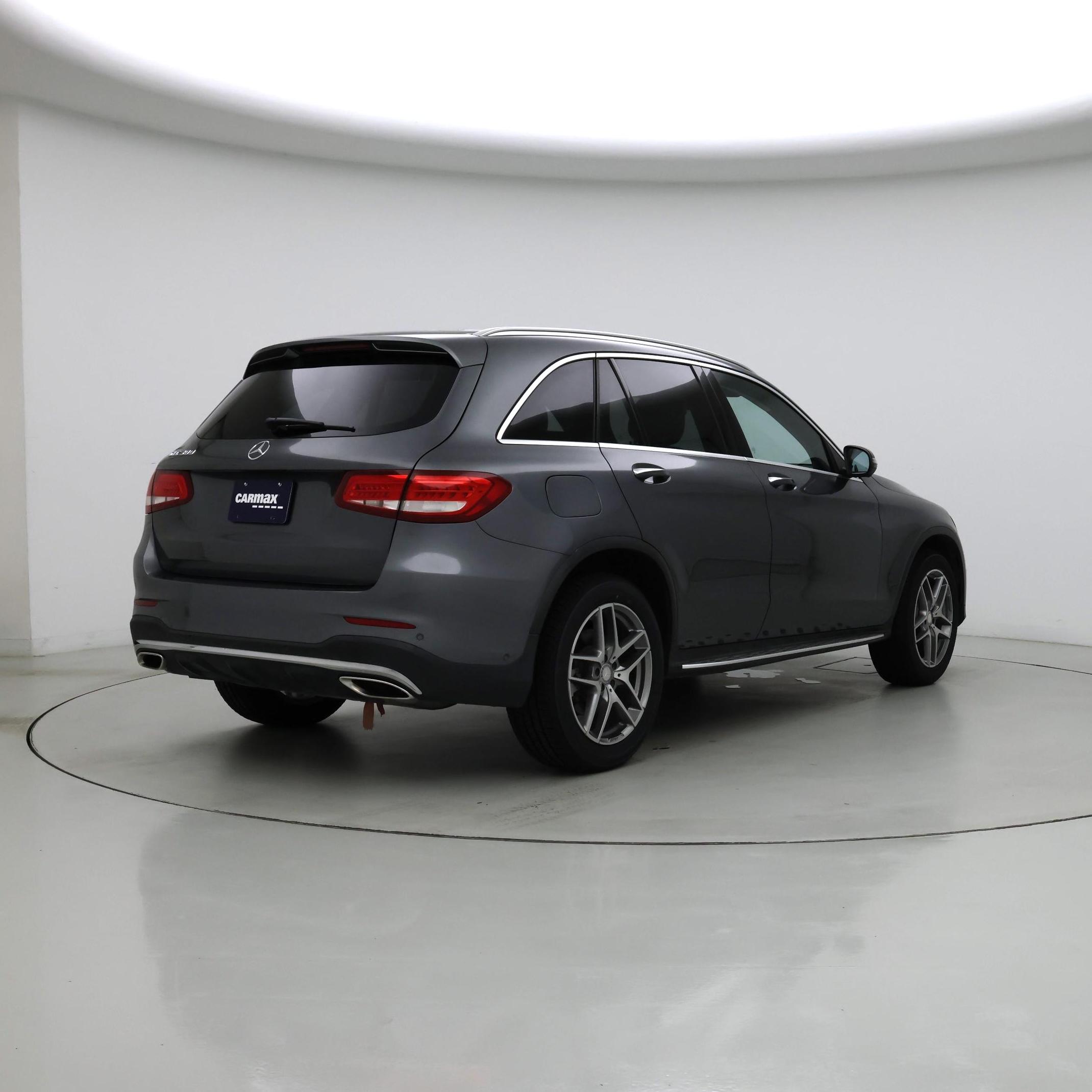 Thumbnail: 2016 Mercedes-Benz GLC - 8