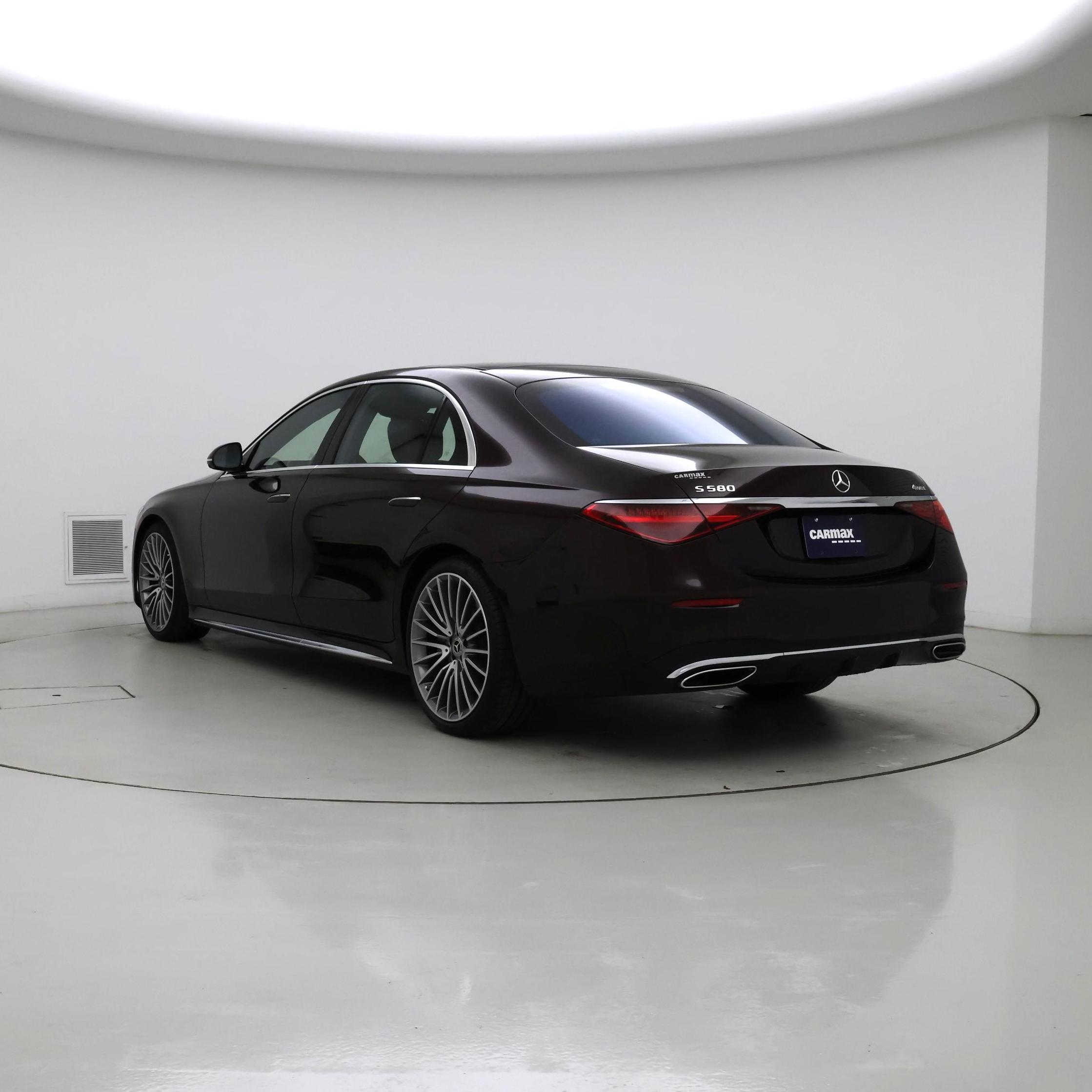 Thumbnail: 2024 Mercedes-Benz S-Class - 2