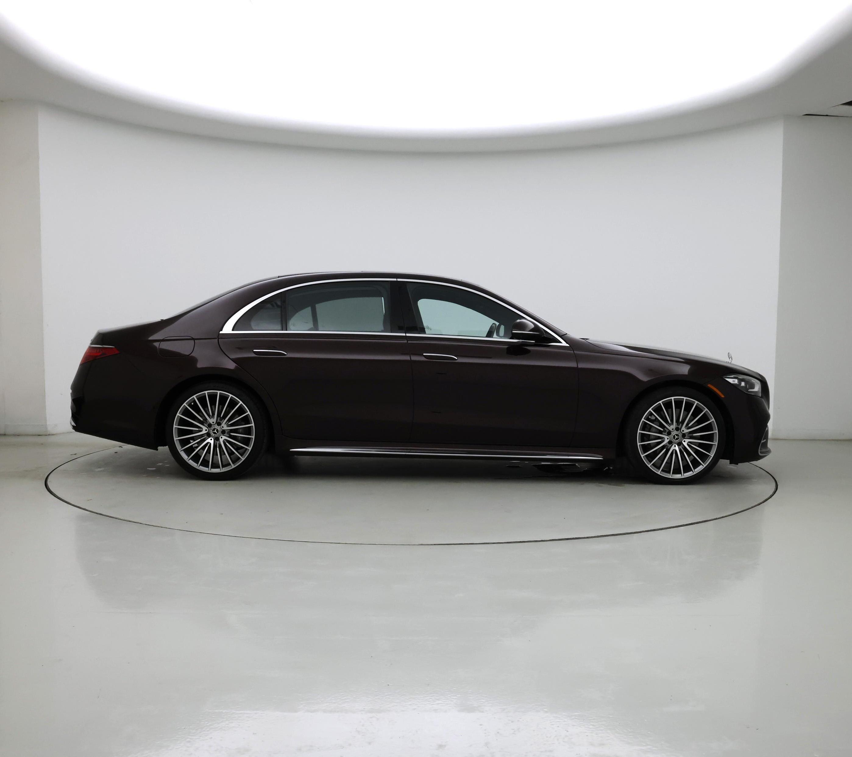 Thumbnail: 2024 Mercedes-Benz S-Class - 7
