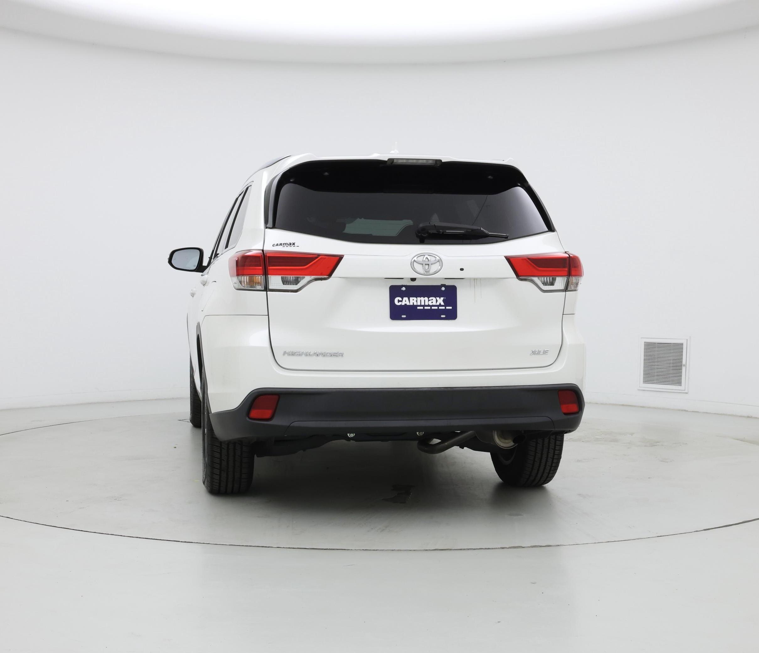 Thumbnail: 2019 Toyota Highlander - 6