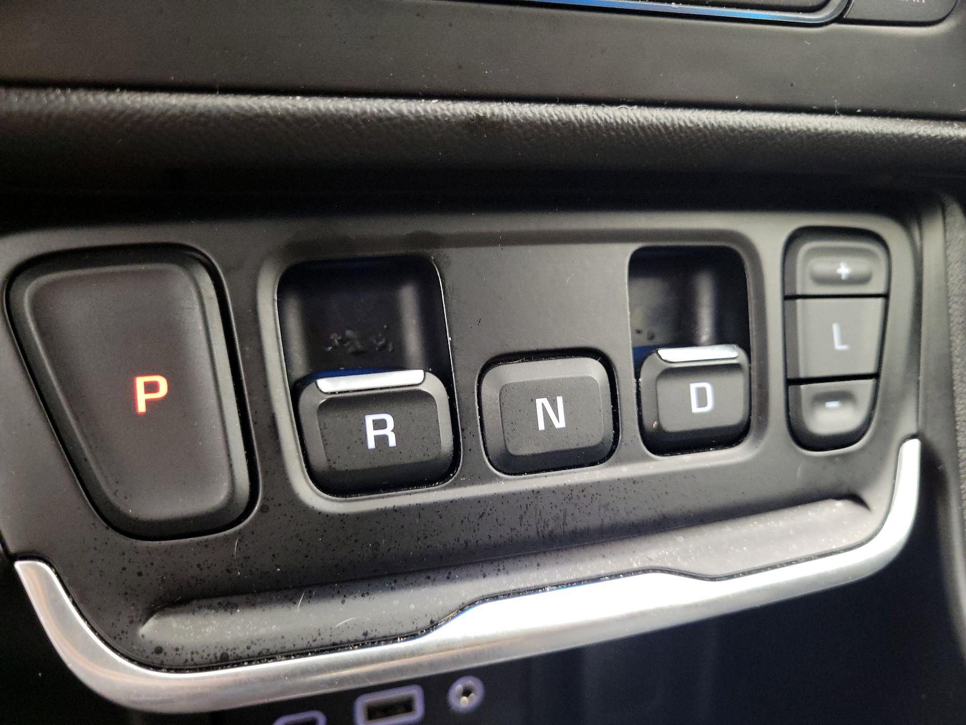 Thumbnail: 2020 GMC Terrain - 17
