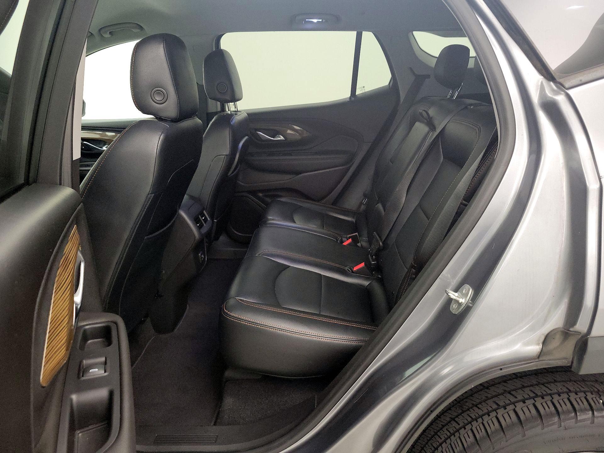 Thumbnail: 2020 GMC Terrain - 19