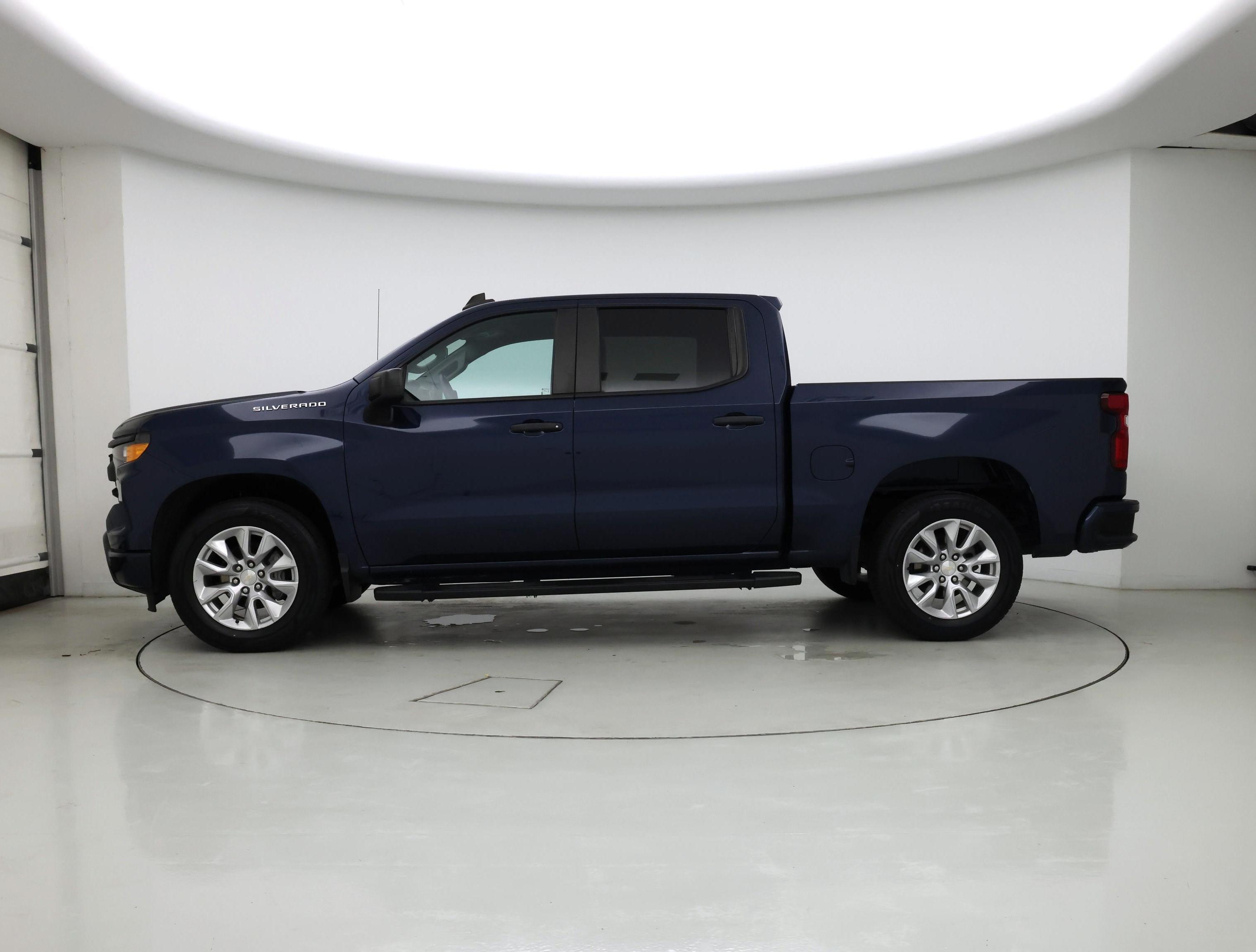 Thumbnail: 2023 Chevrolet Silverado 1500 - 3