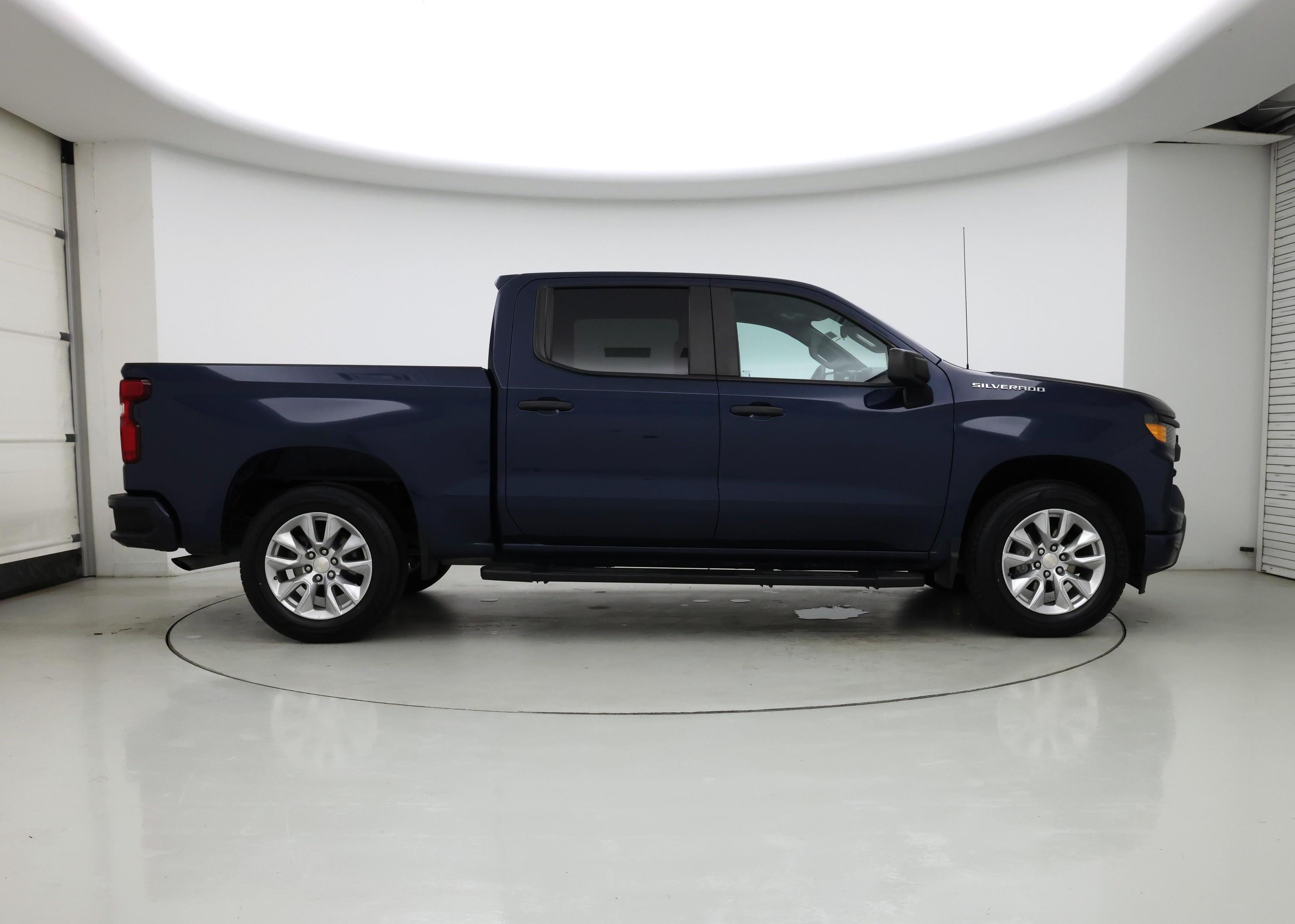 Thumbnail: 2023 Chevrolet Silverado 1500 - 7